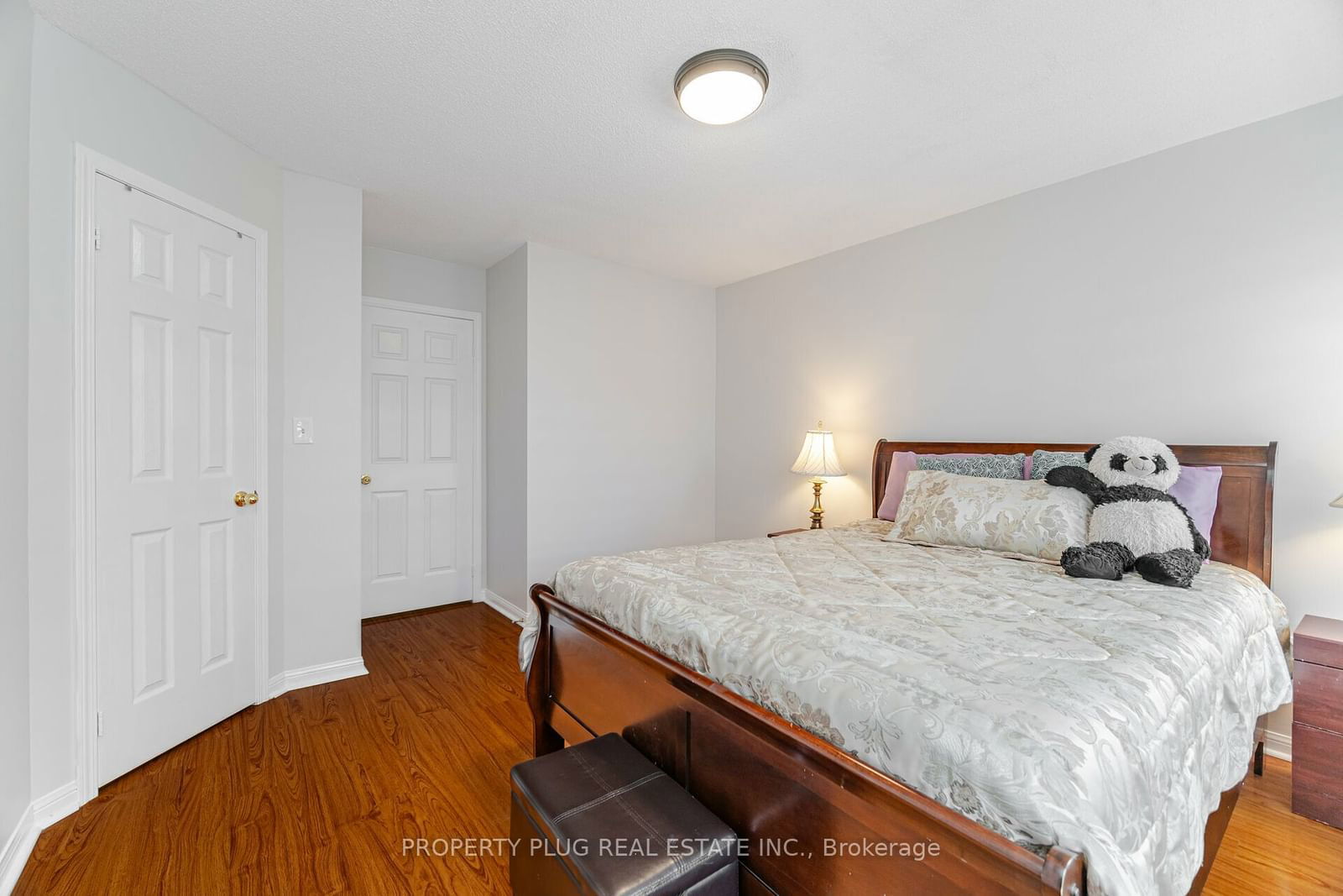 80 Acorn Pl, unit 44 for sale - image #22