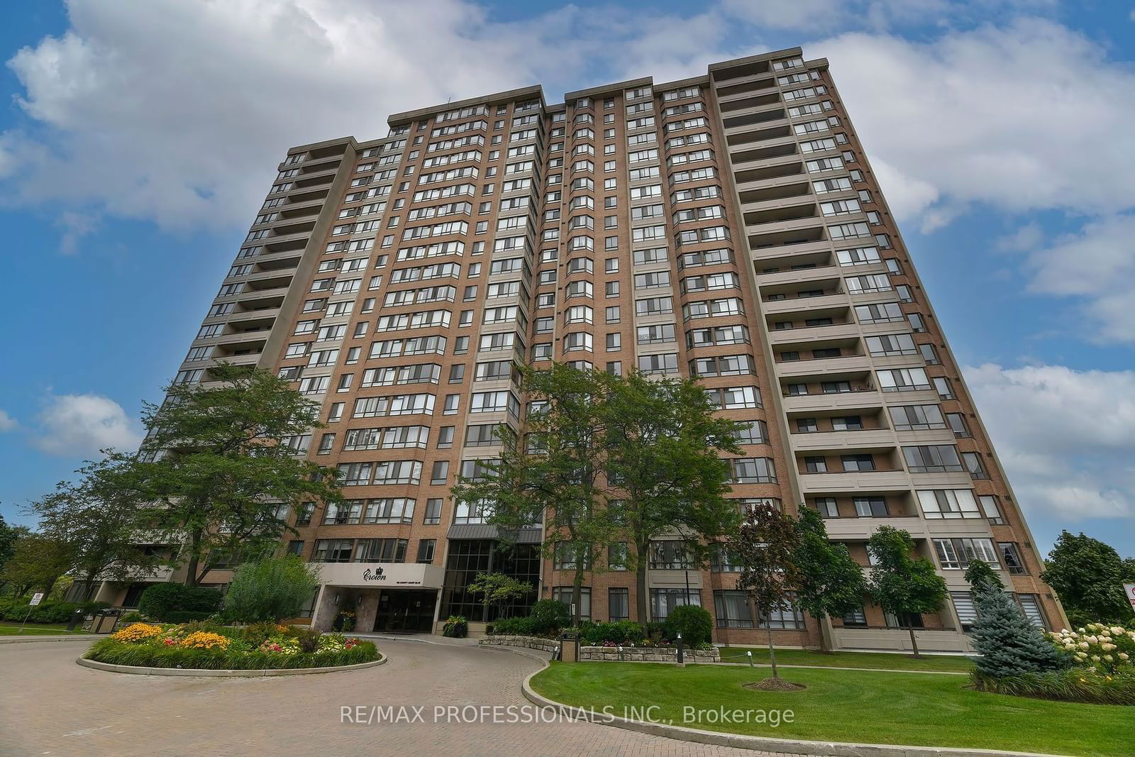 100 County Court Blvd, unit 103 for sale - image #1