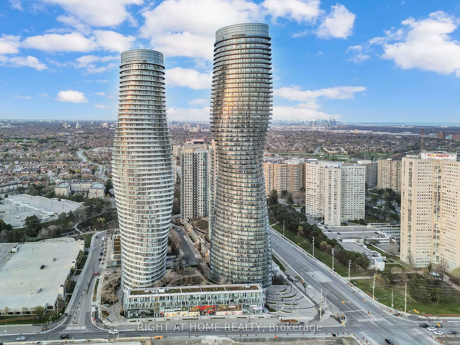 Absolute World IV Condos, Mississauga, Toronto