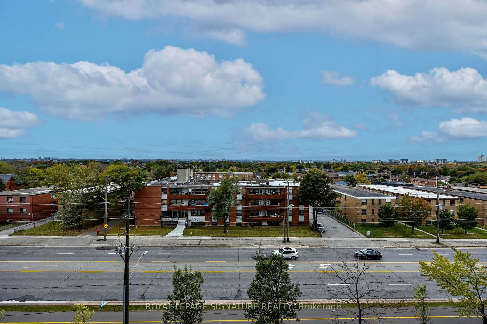 50 George Butchart Dr, unit 525 for sale - image #22