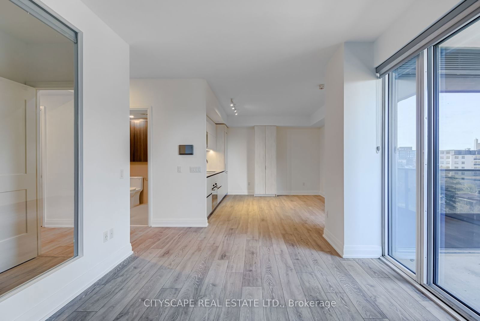 21 Park St E, unit 601 for rent - image #12