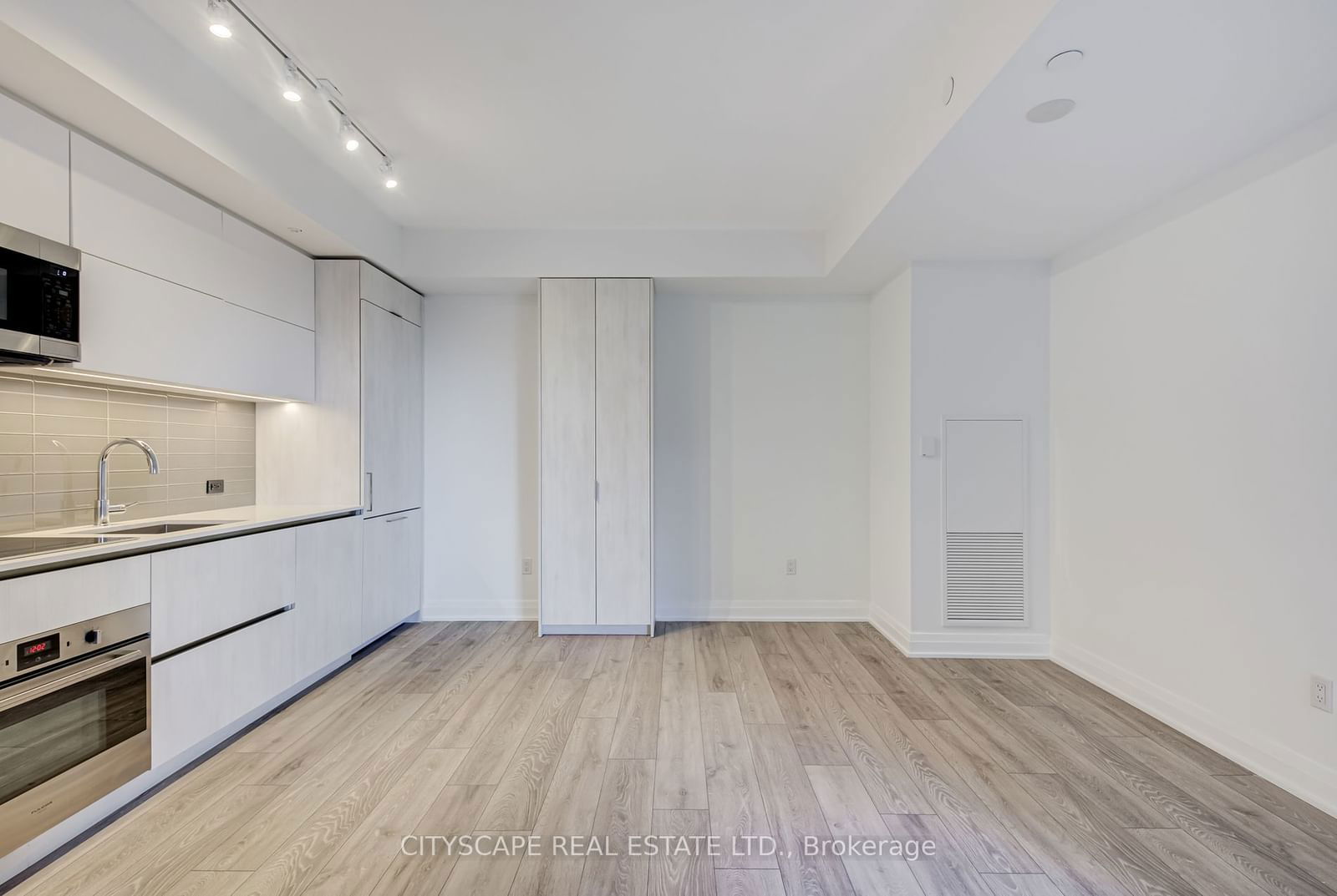 21 Park St E, unit 601 for rent - image #16