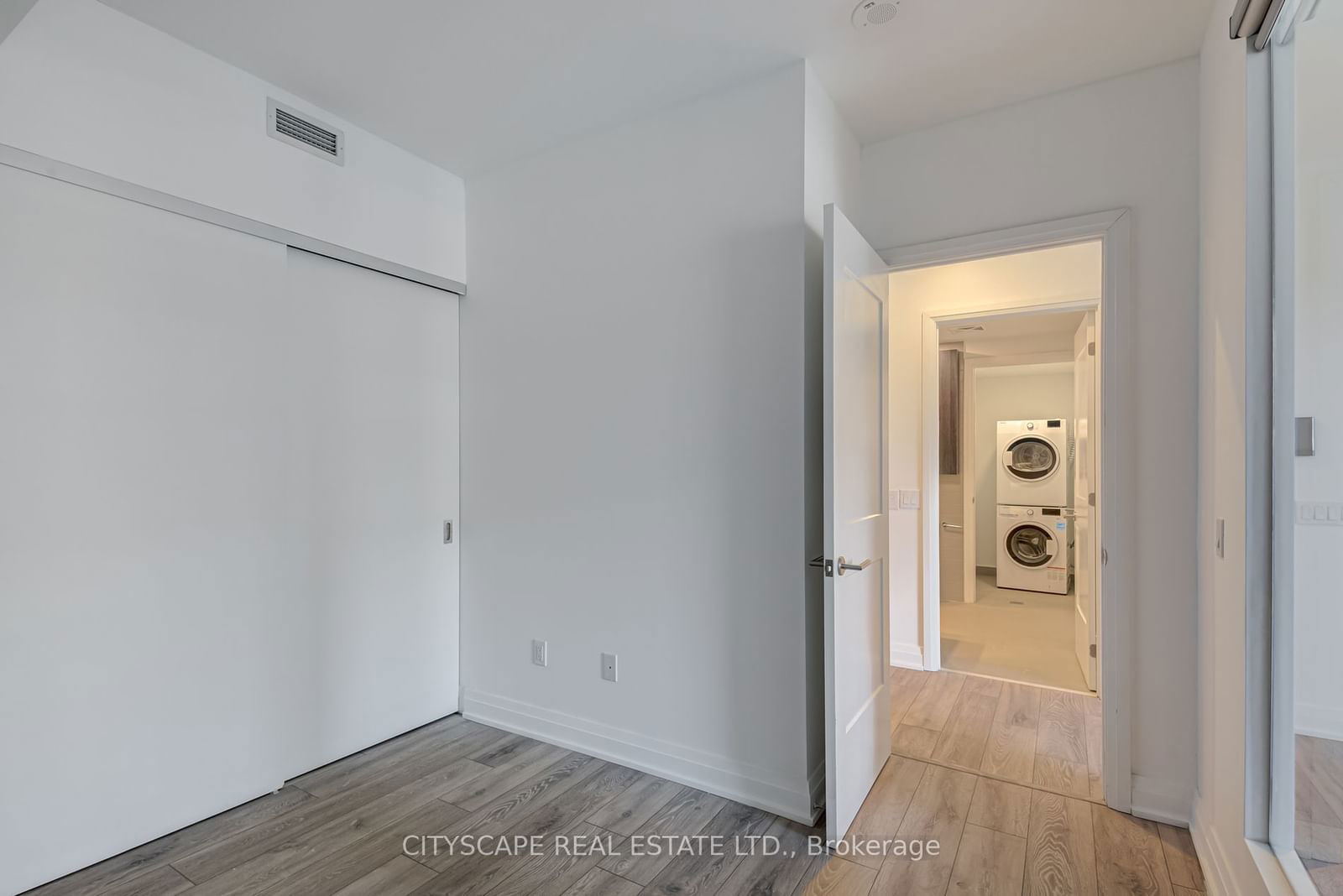 21 Park St E, unit 601 for rent - image #27