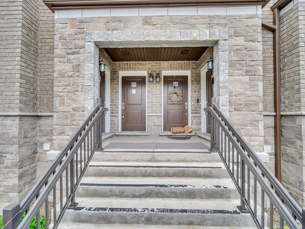 Abbeys on the Sixteenth Townhomes, Milton, Toronto