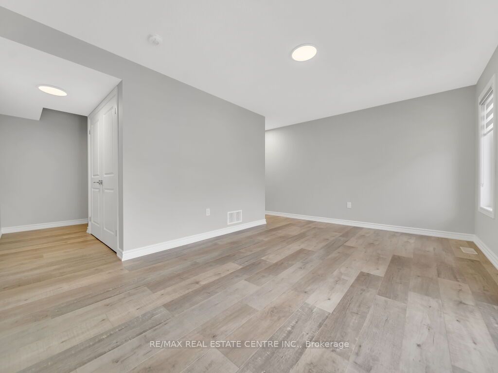 445 Ontario St S, unit 89 for sale - image #23