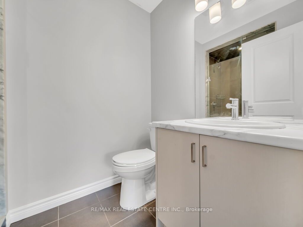 445 Ontario St S, unit 89 for sale - image #31