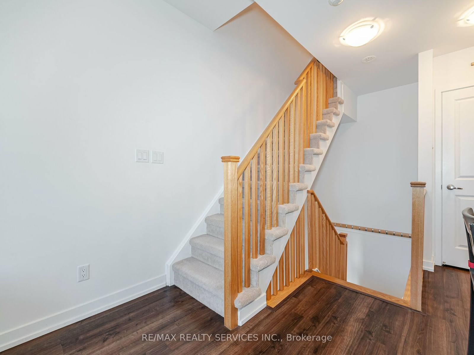 867 Wilson Ave, unit 3A for sale - image #3