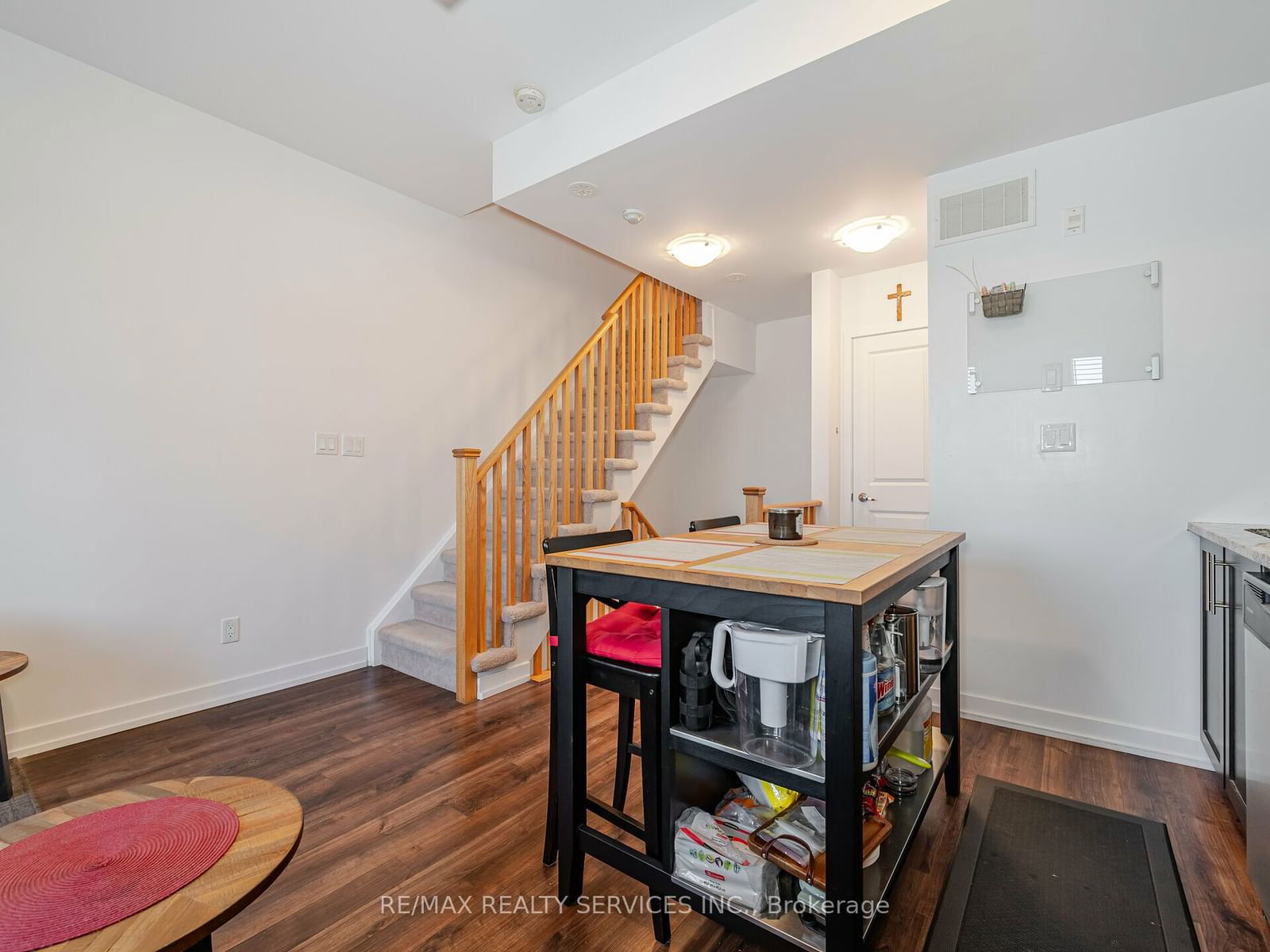 867 Wilson Ave, unit 3A for sale - image #4