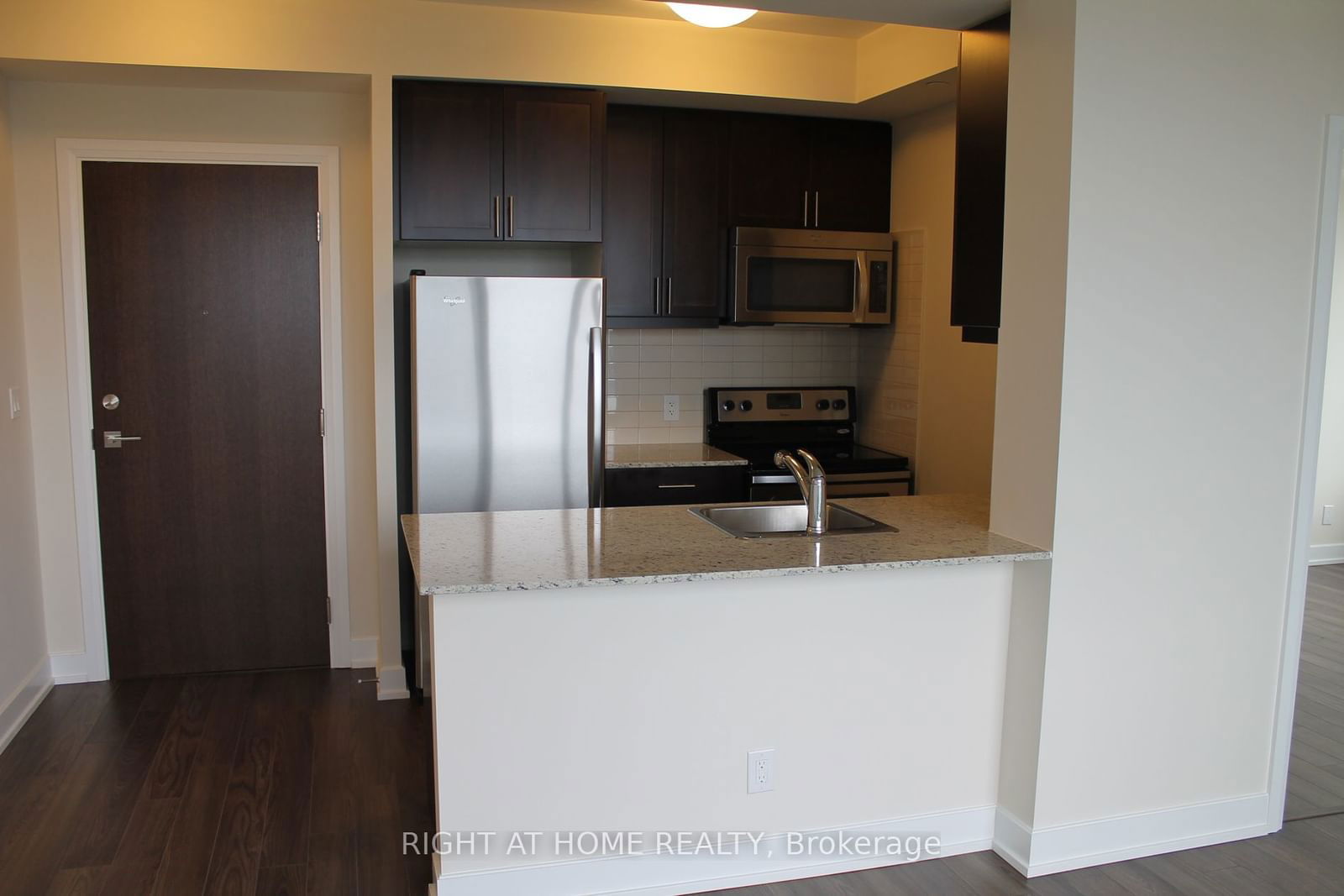 2 Eva Rd, unit 2922 for rent - image #28