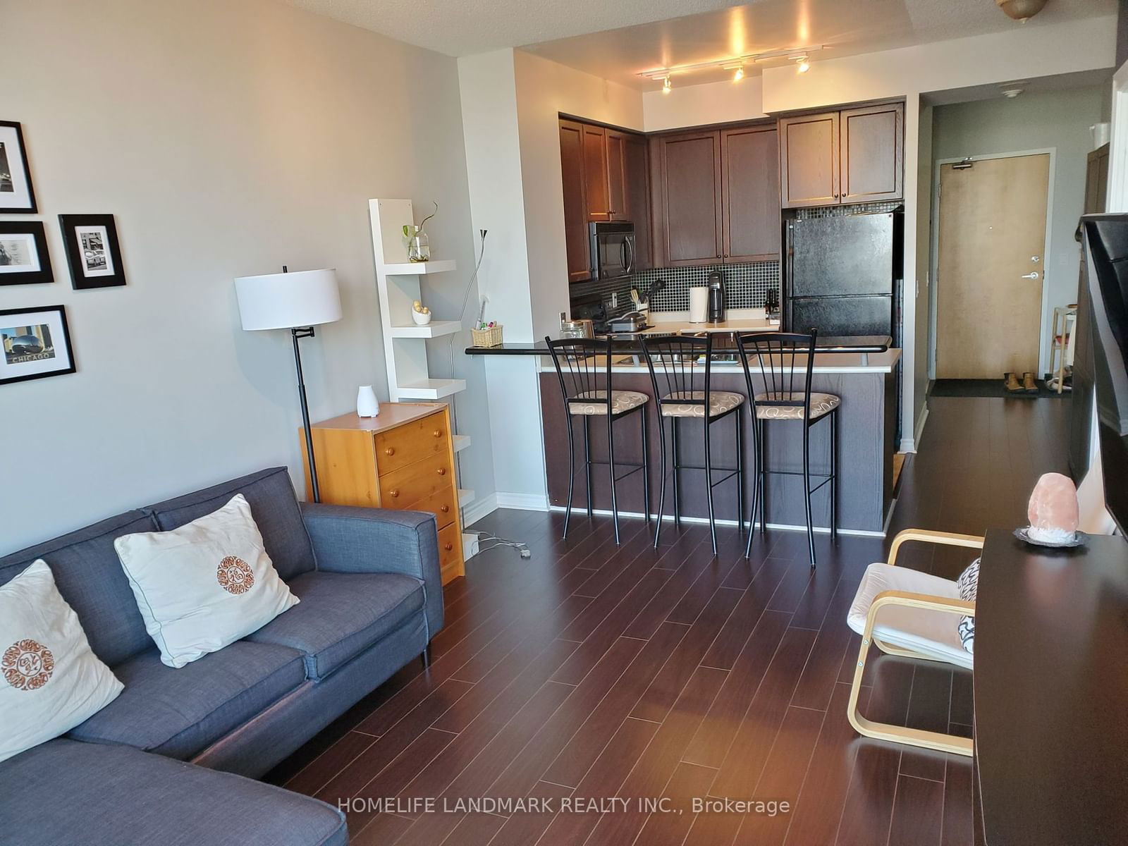 3939 Duke Of York Blvd, unit 1603 for rent - image #6