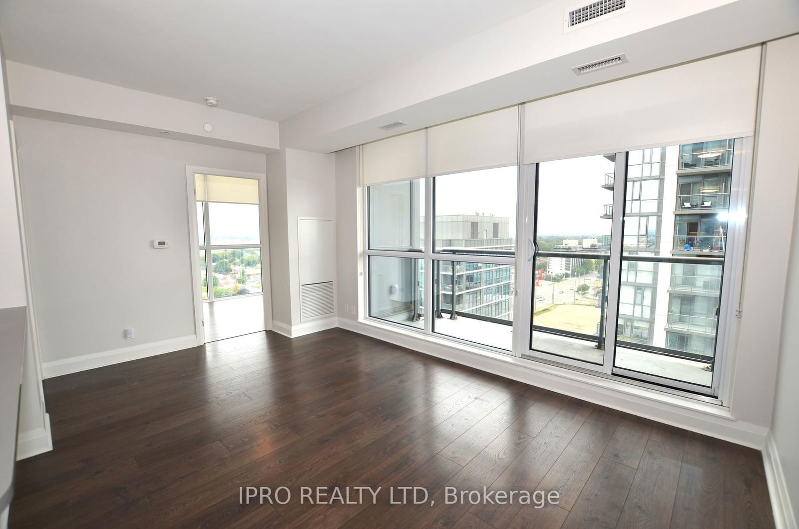 15 zorra St, unit 1302 for rent - image #2