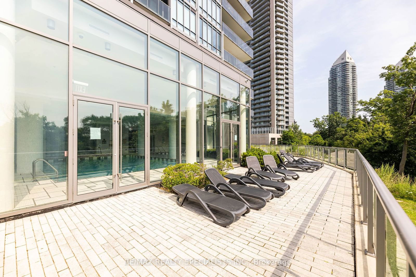 90 PARK LAWN Rd, unit 1212 for sale