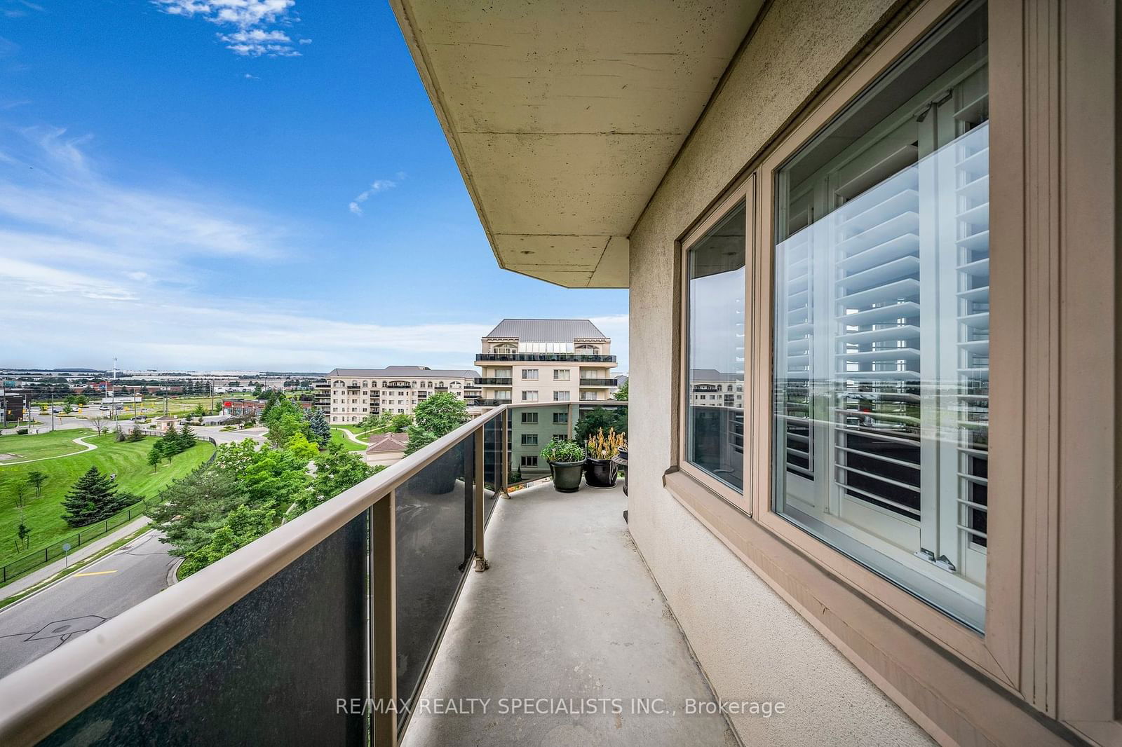 10 Dayspring Circ, unit 609 for sale - image #20