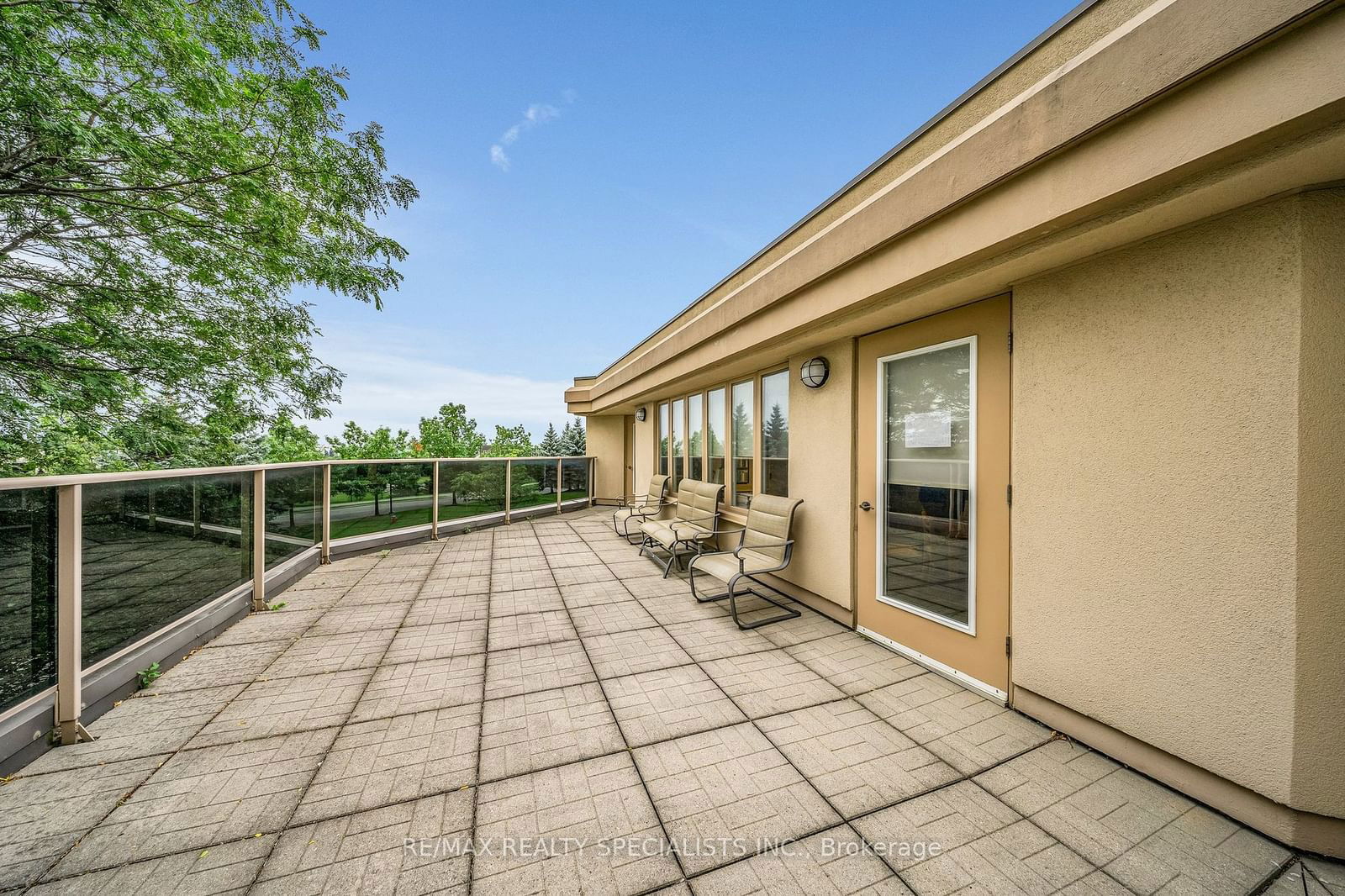 10 Dayspring Circ, unit 609 for sale - image #26