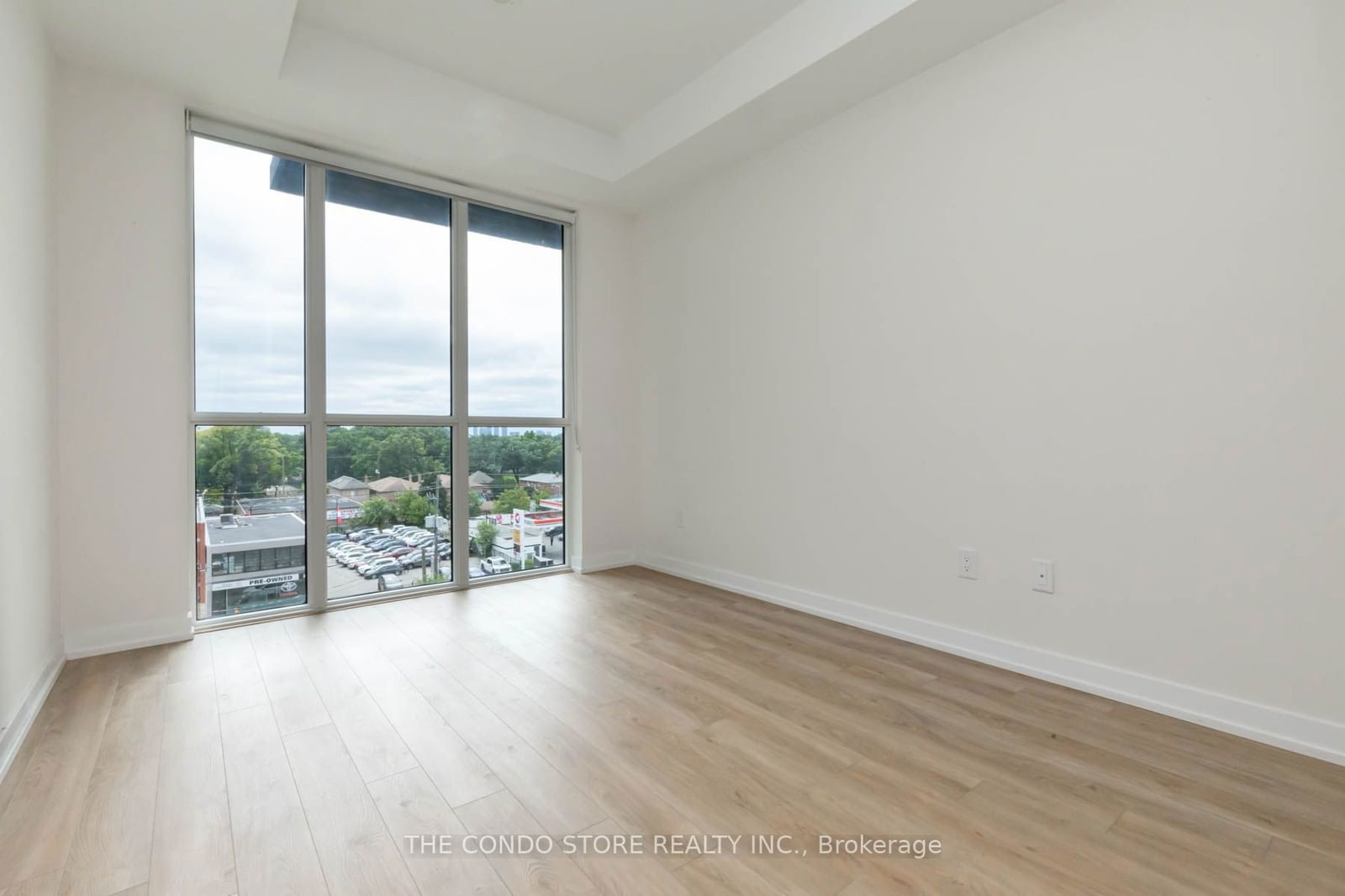 2300 St. Clair Ave W, unit 624 for sale