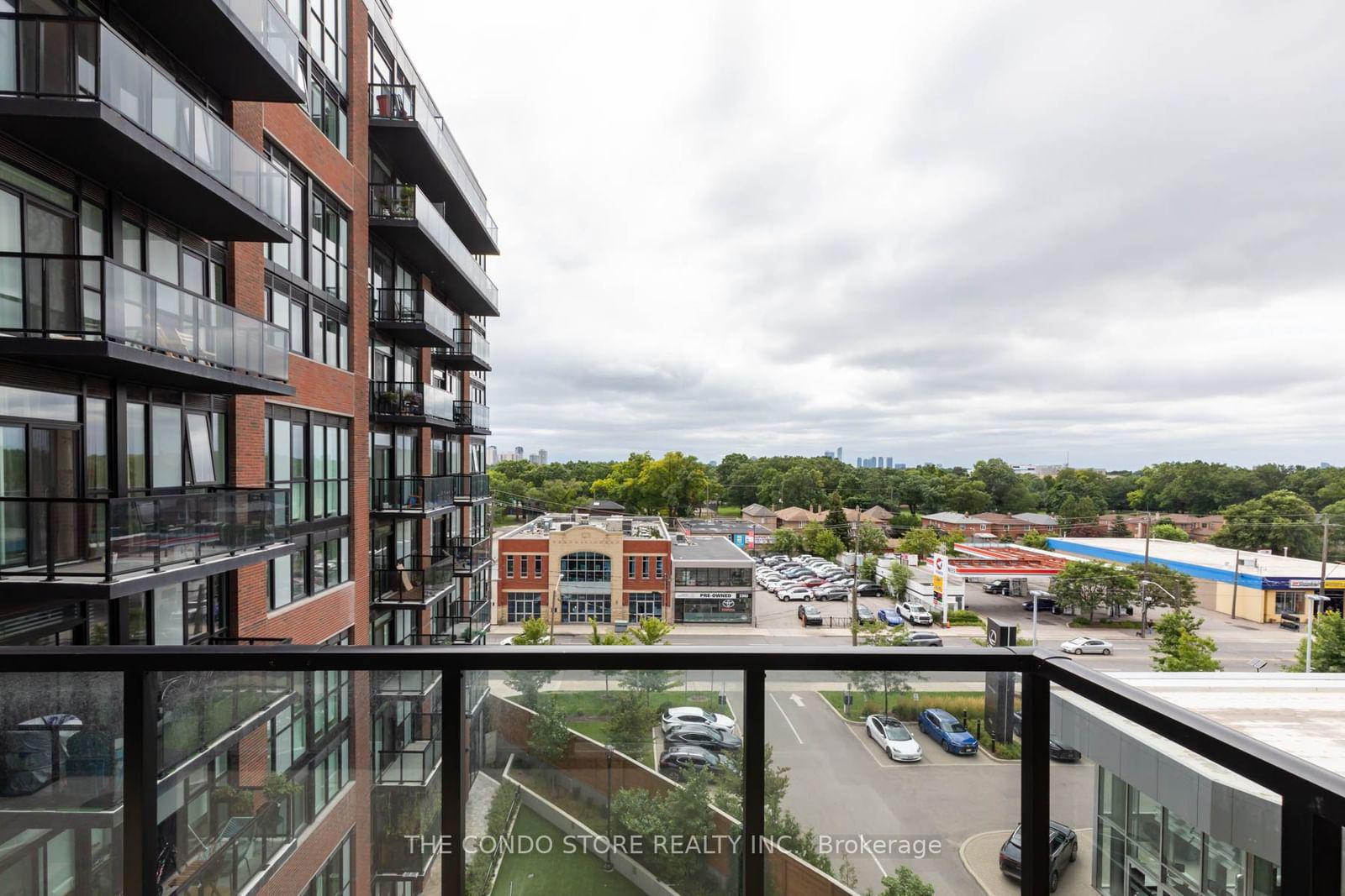 2300 St. Clair Ave W, unit 624 for sale