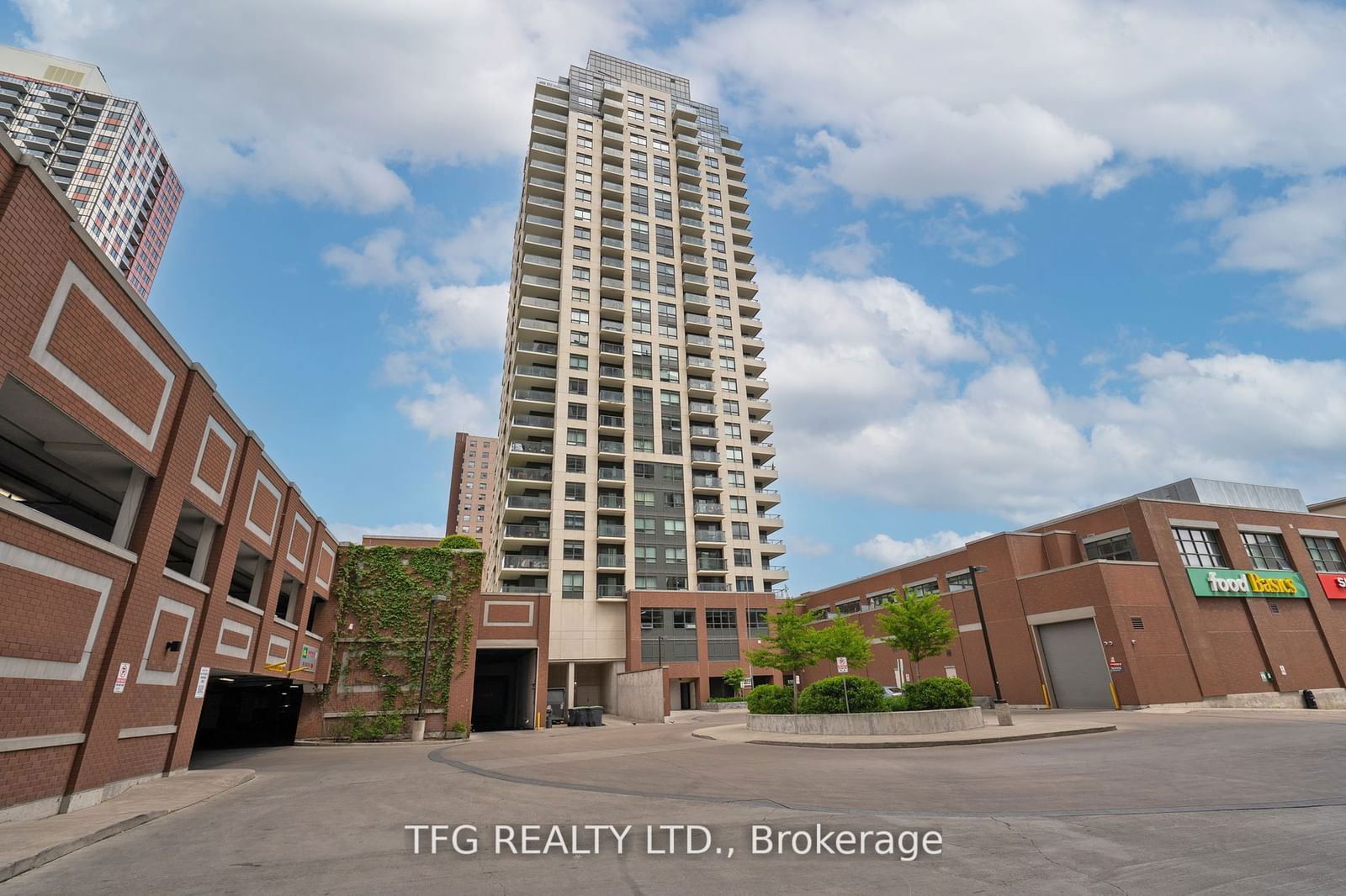 1410 Dupont St, unit 318 for sale - image #34