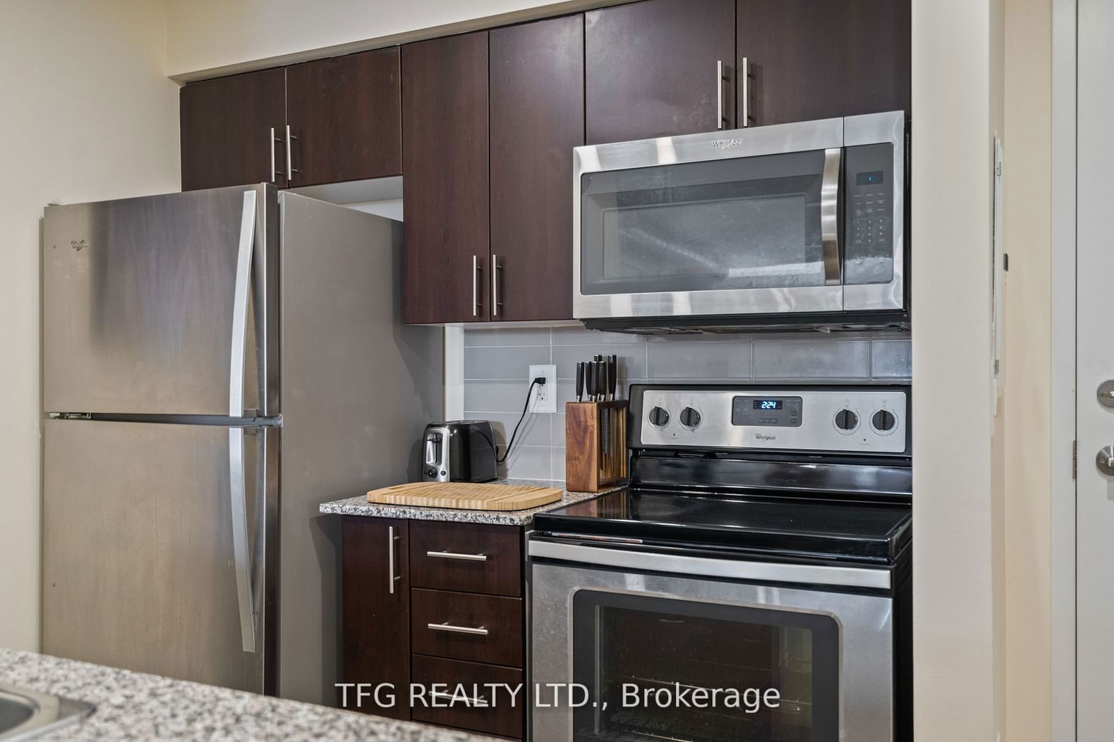 1410 Dupont St, unit 318 for sale - image #6