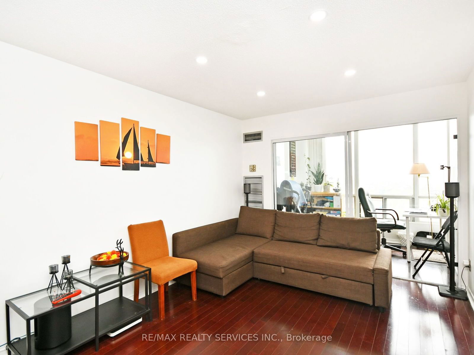 115 Hillcrest Ave, unit PH 14 for sale - image #10