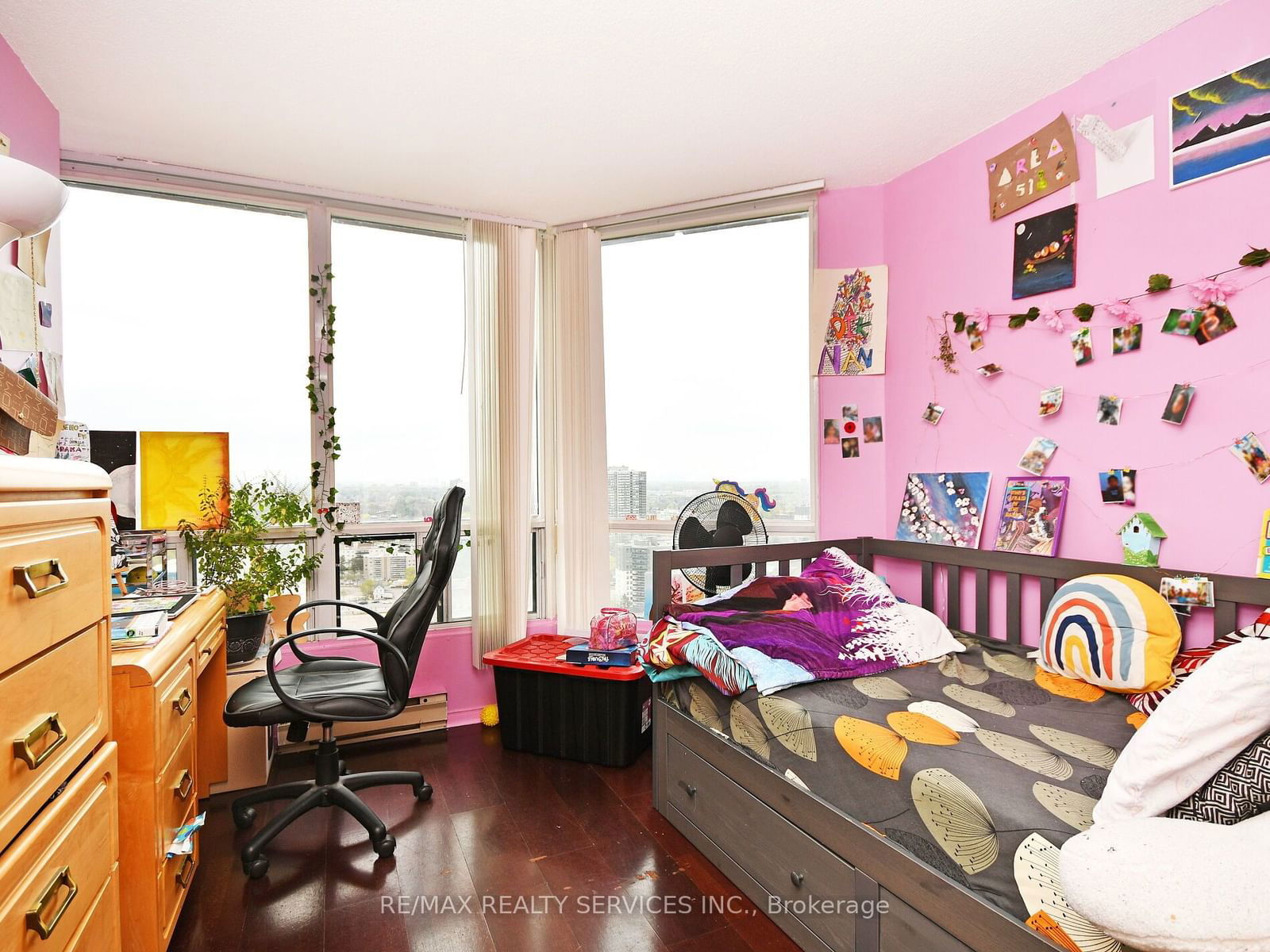 115 Hillcrest Ave, unit PH 14 for sale - image #22