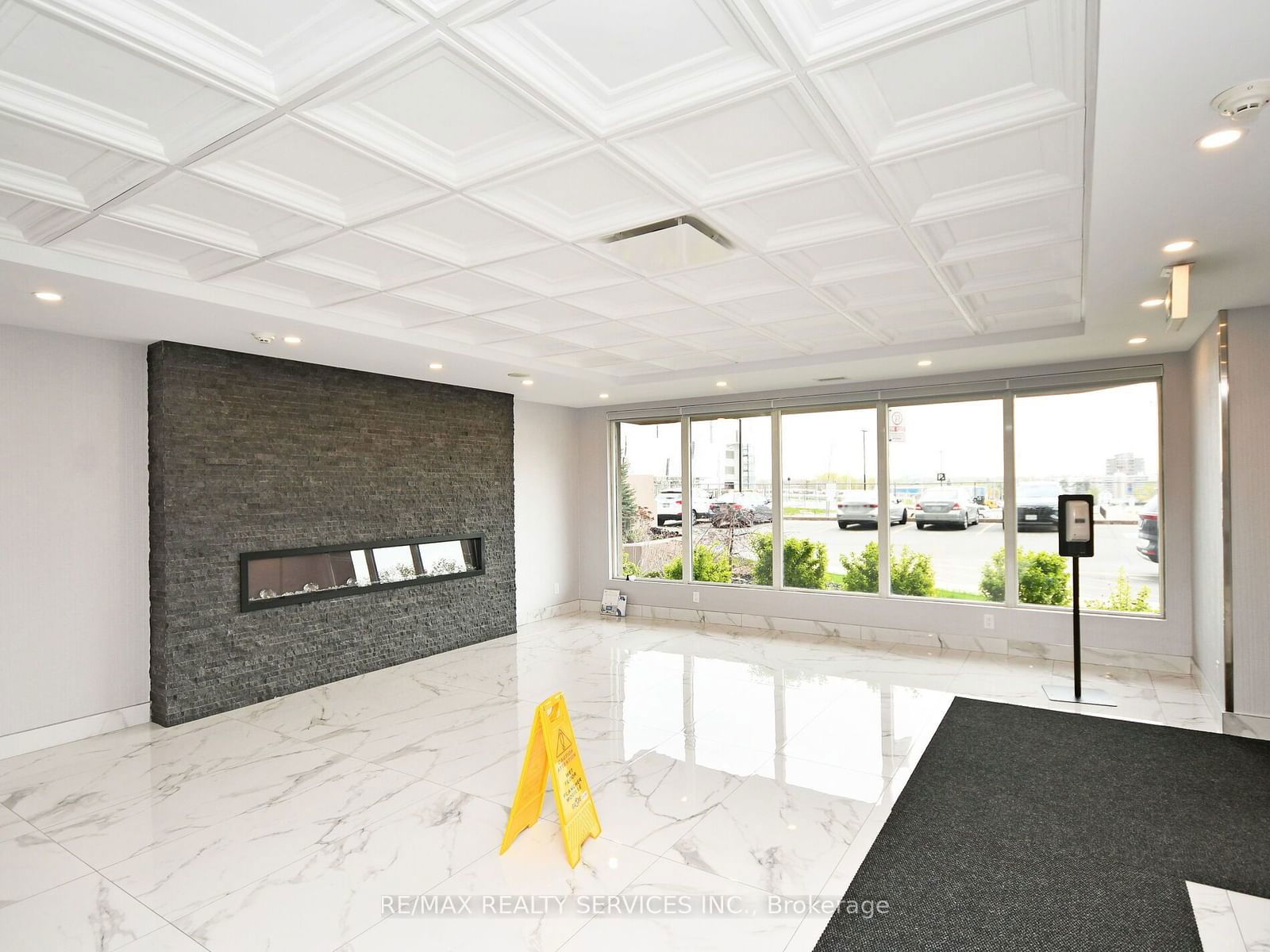 115 Hillcrest Ave, unit PH 14 for sale - image #3