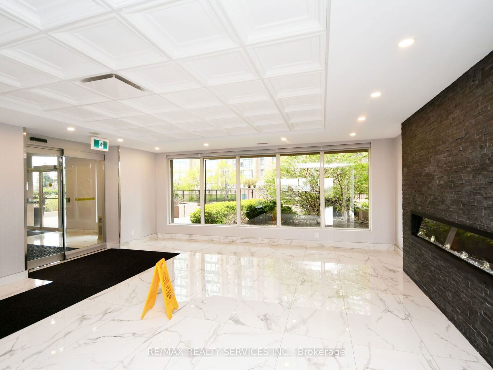 115 Hillcrest Ave, unit PH 14 for sale - image #5