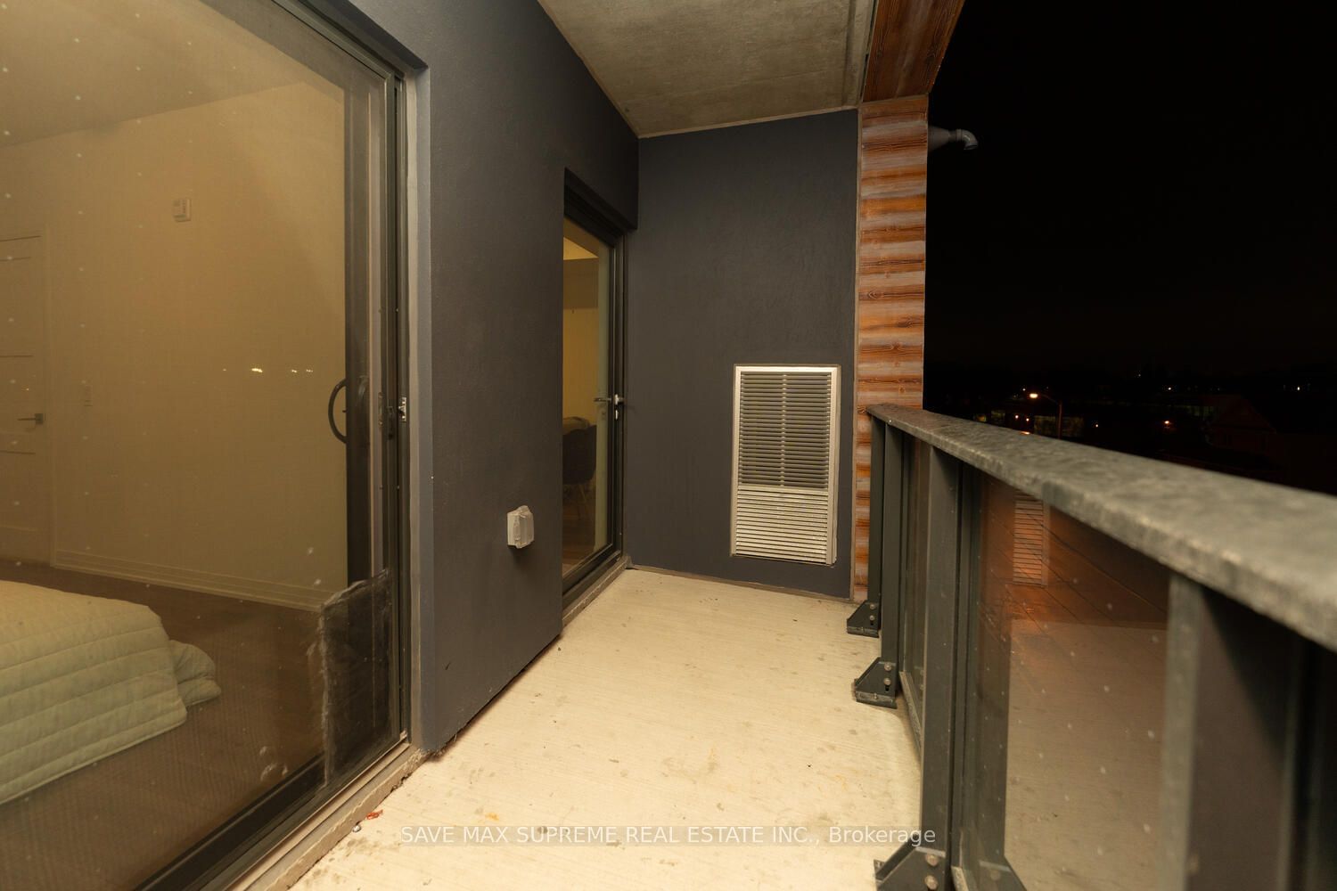 408 Browns Line, unit 305 for sale - image #23