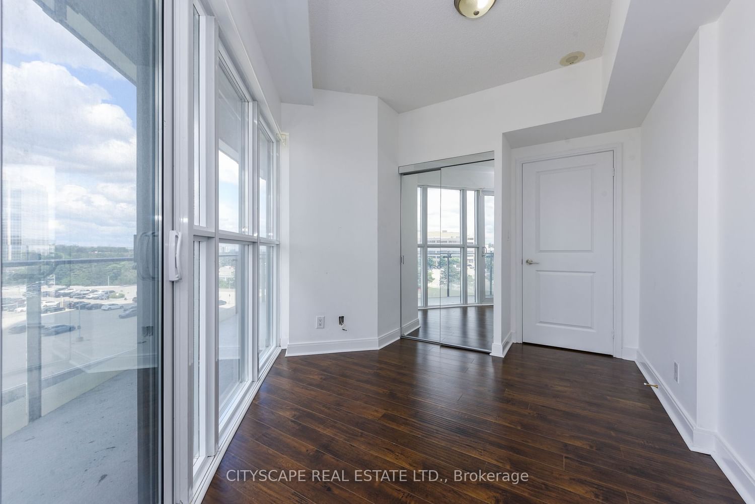 50 Absolute Ave, unit 610 for rent - image #22