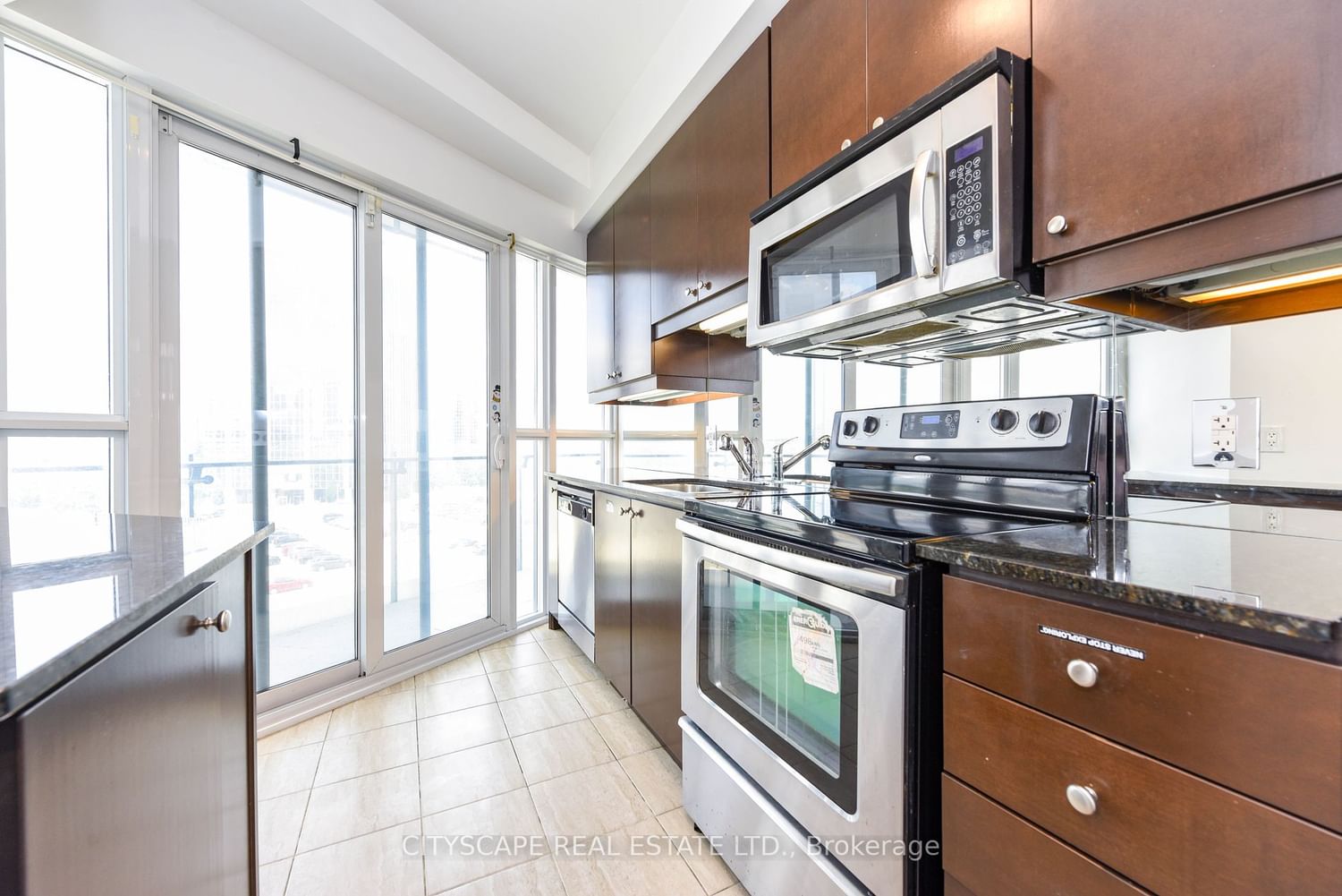 50 Absolute Ave, unit 610 for rent - image #25