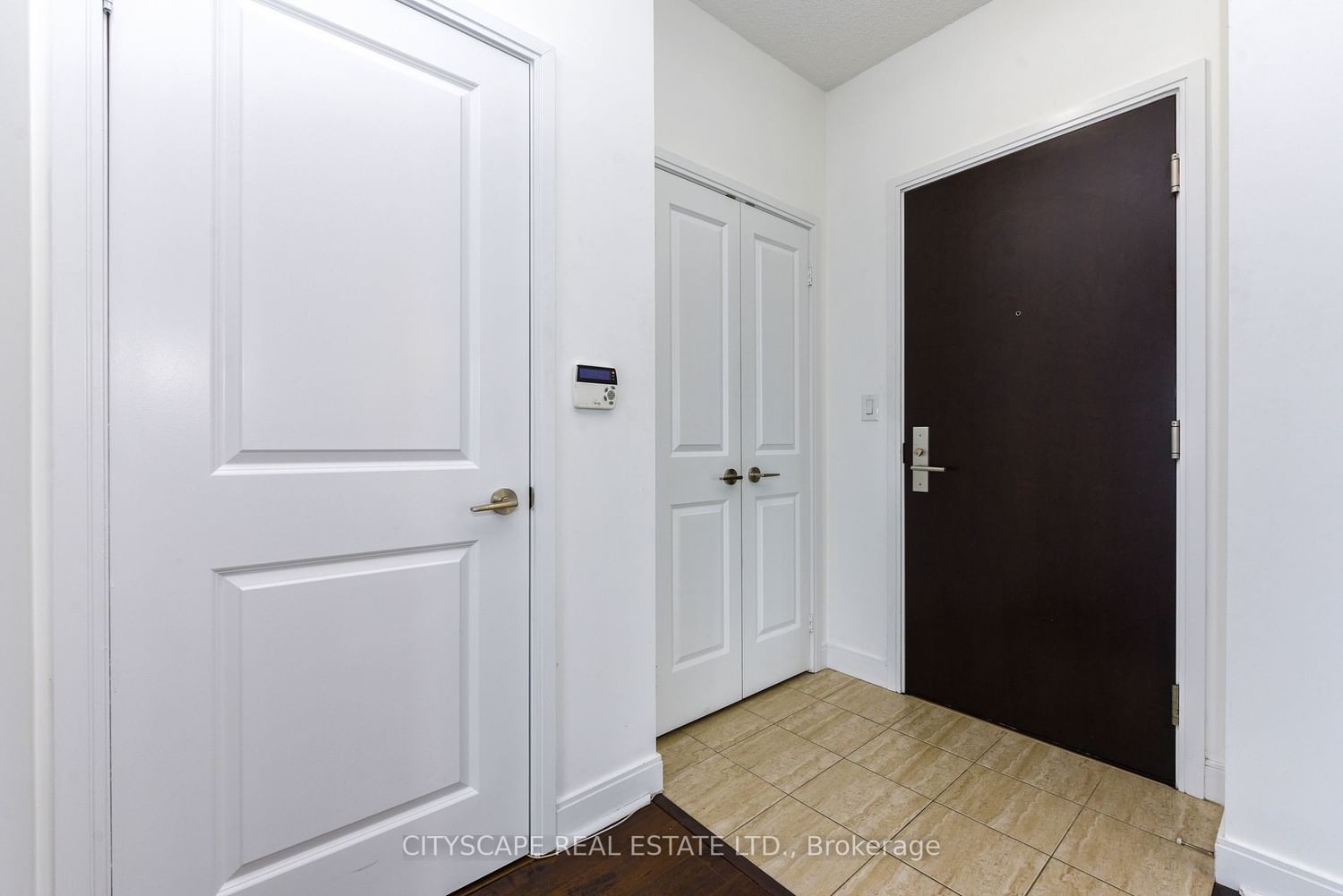 50 Absolute Ave, unit 610 for rent - image #5