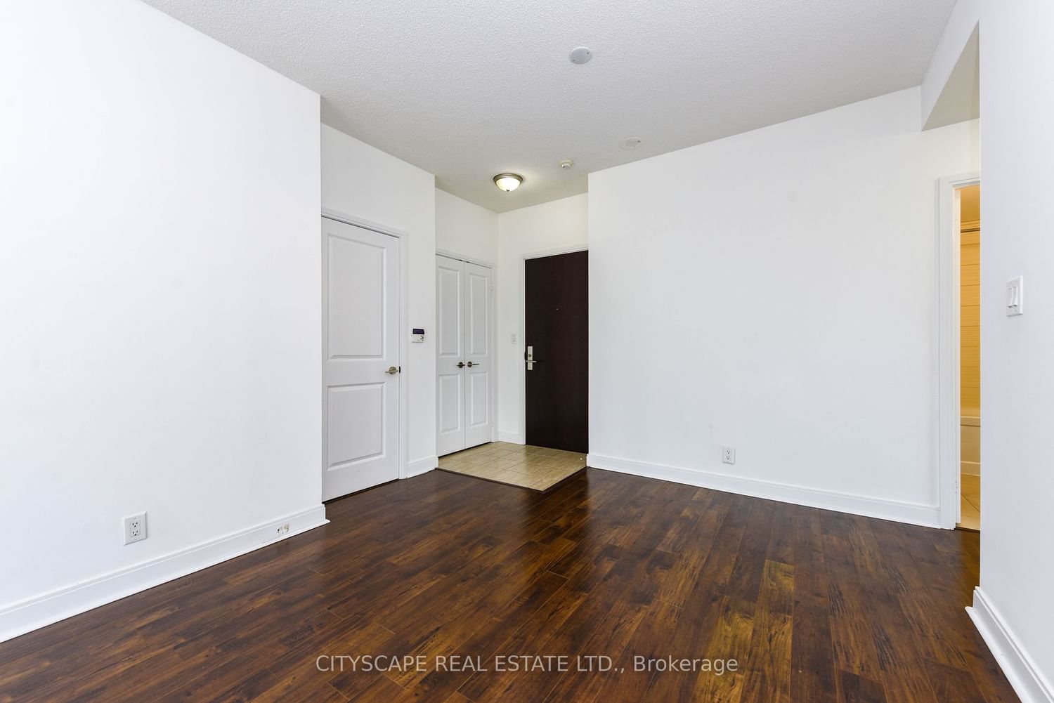 50 Absolute Ave, unit 610 for rent - image #8