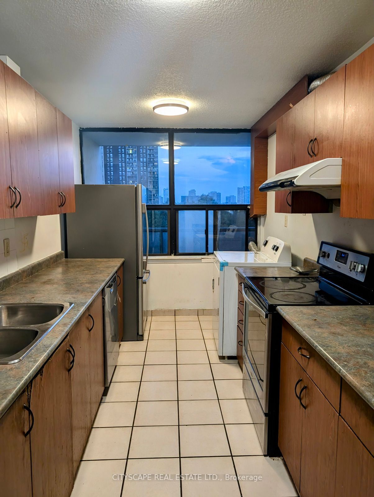 17 Knightsbridge Rd, unit 608 for rent - image #6