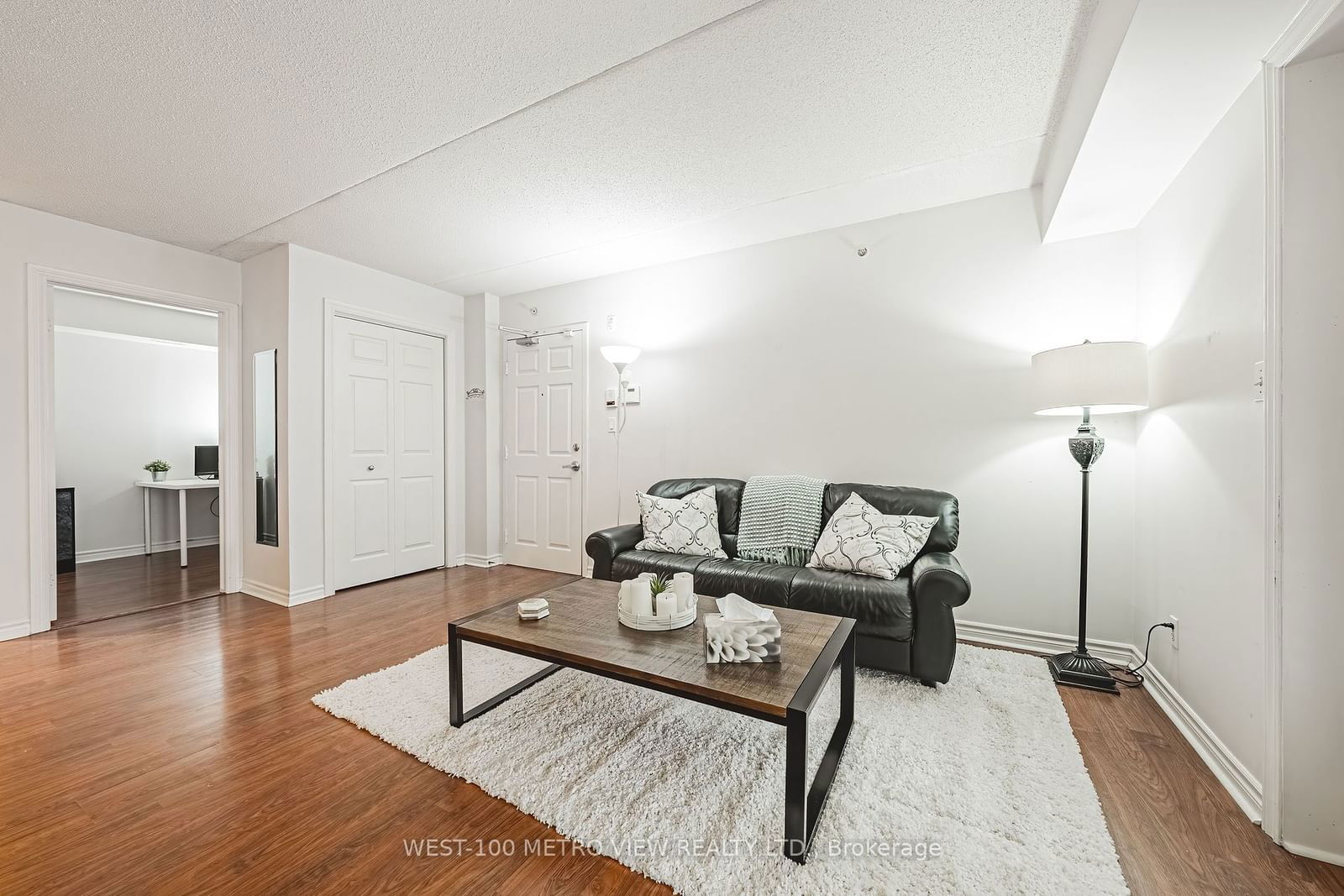 1450 Bishops Gate, unit 106 for sale - image #4