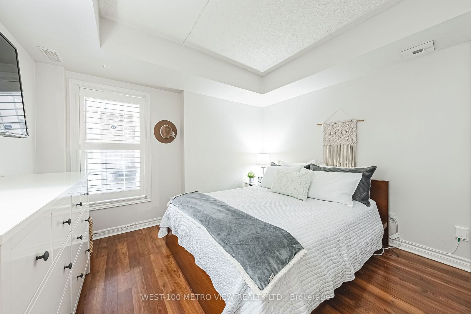 1450 Bishops Gate, unit 106 for sale - image #8