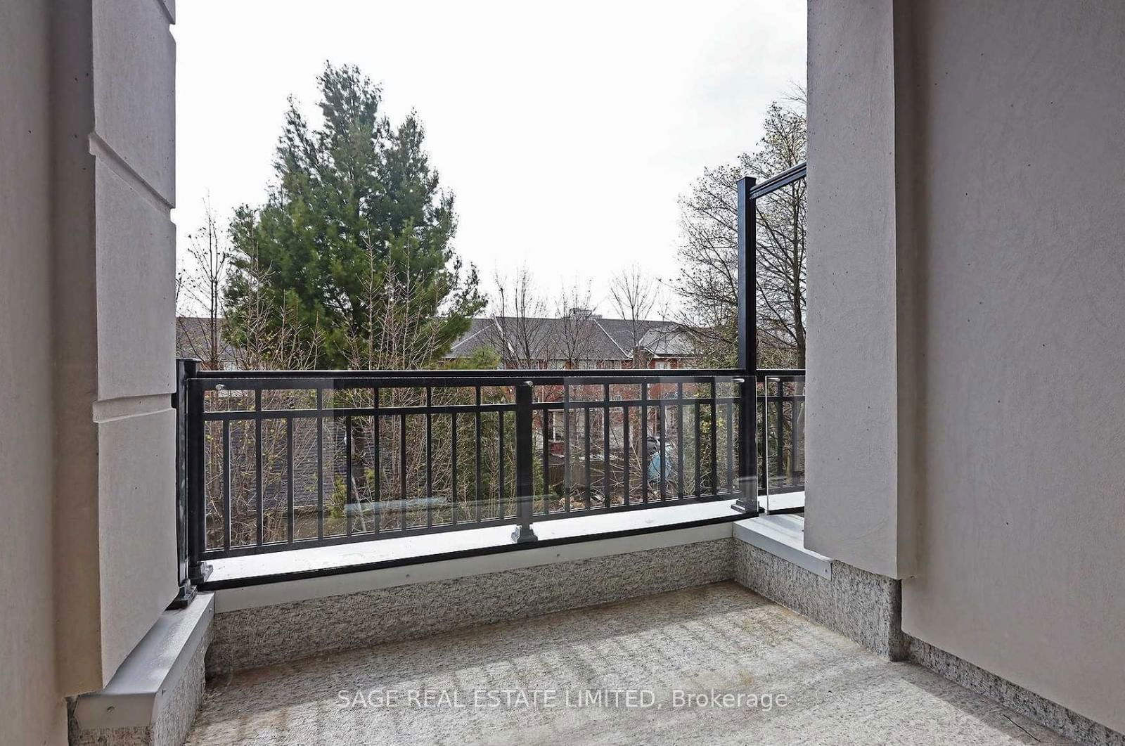 652 Cricklewood Dr, unit 204 for rent - image #18