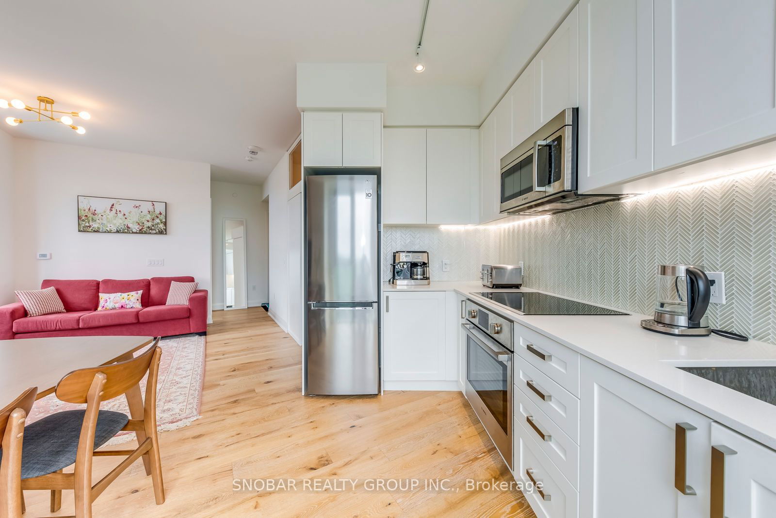 293 The Kingsway, unit 610 for sale - image #16