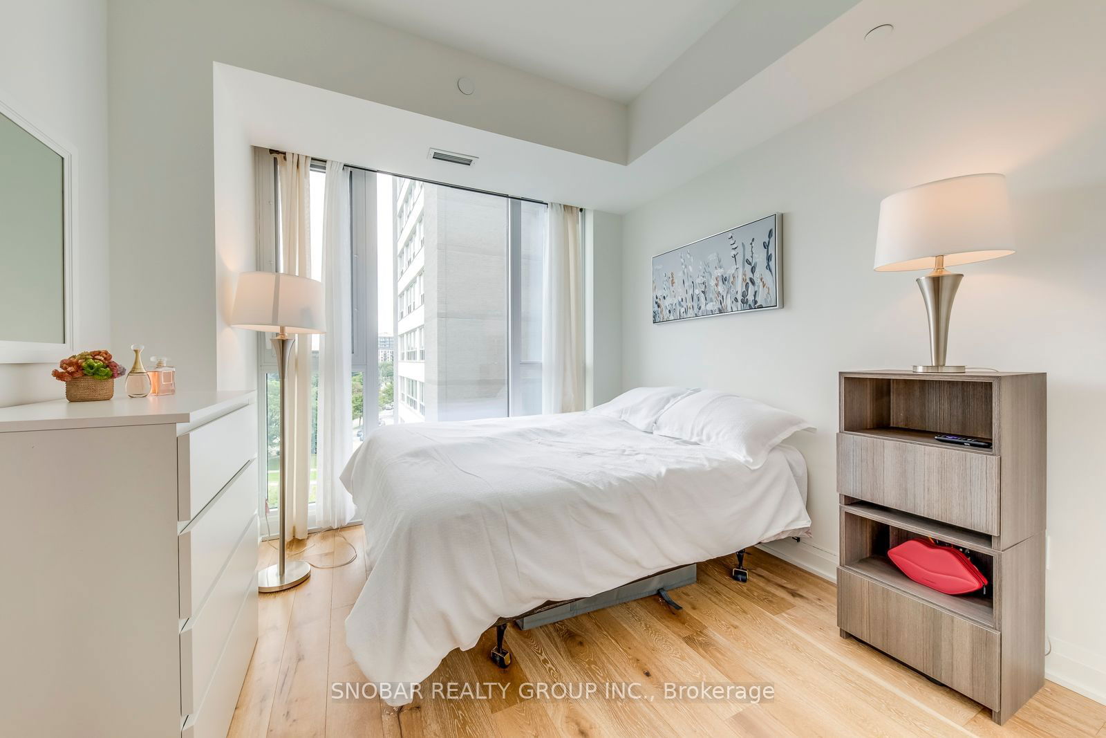 293 The Kingsway, unit 610 for sale - image #19