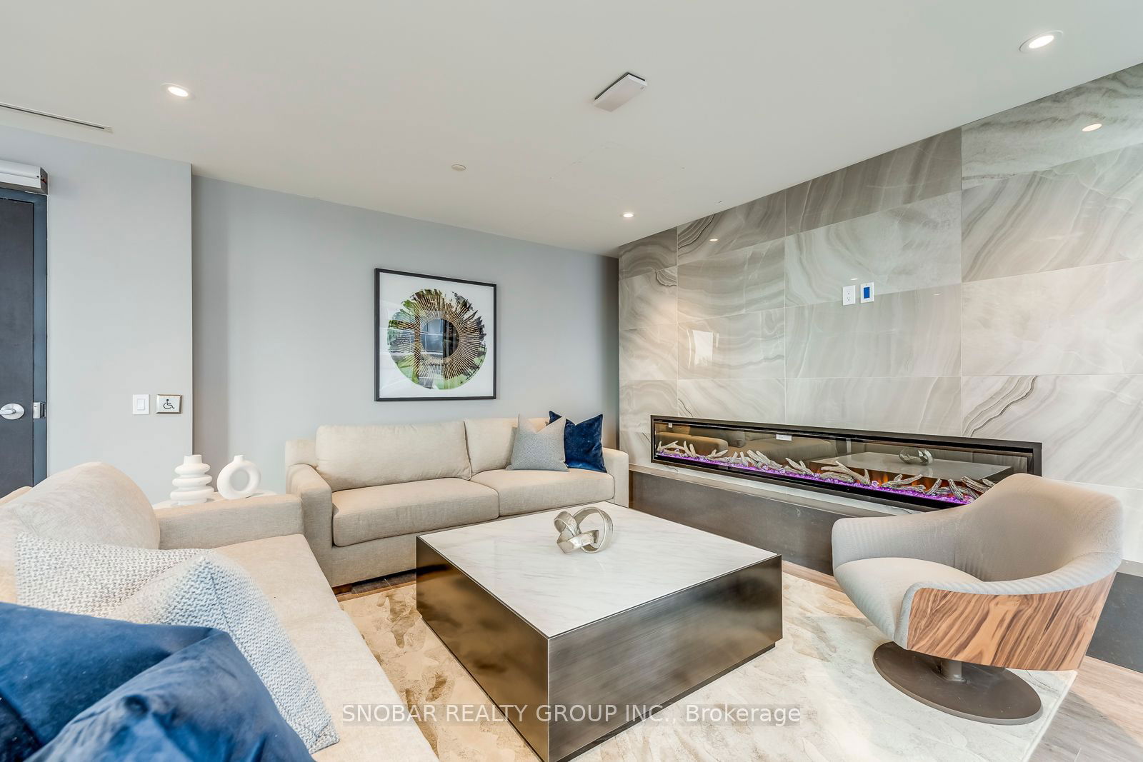 293 The Kingsway, unit 610 for sale - image #36