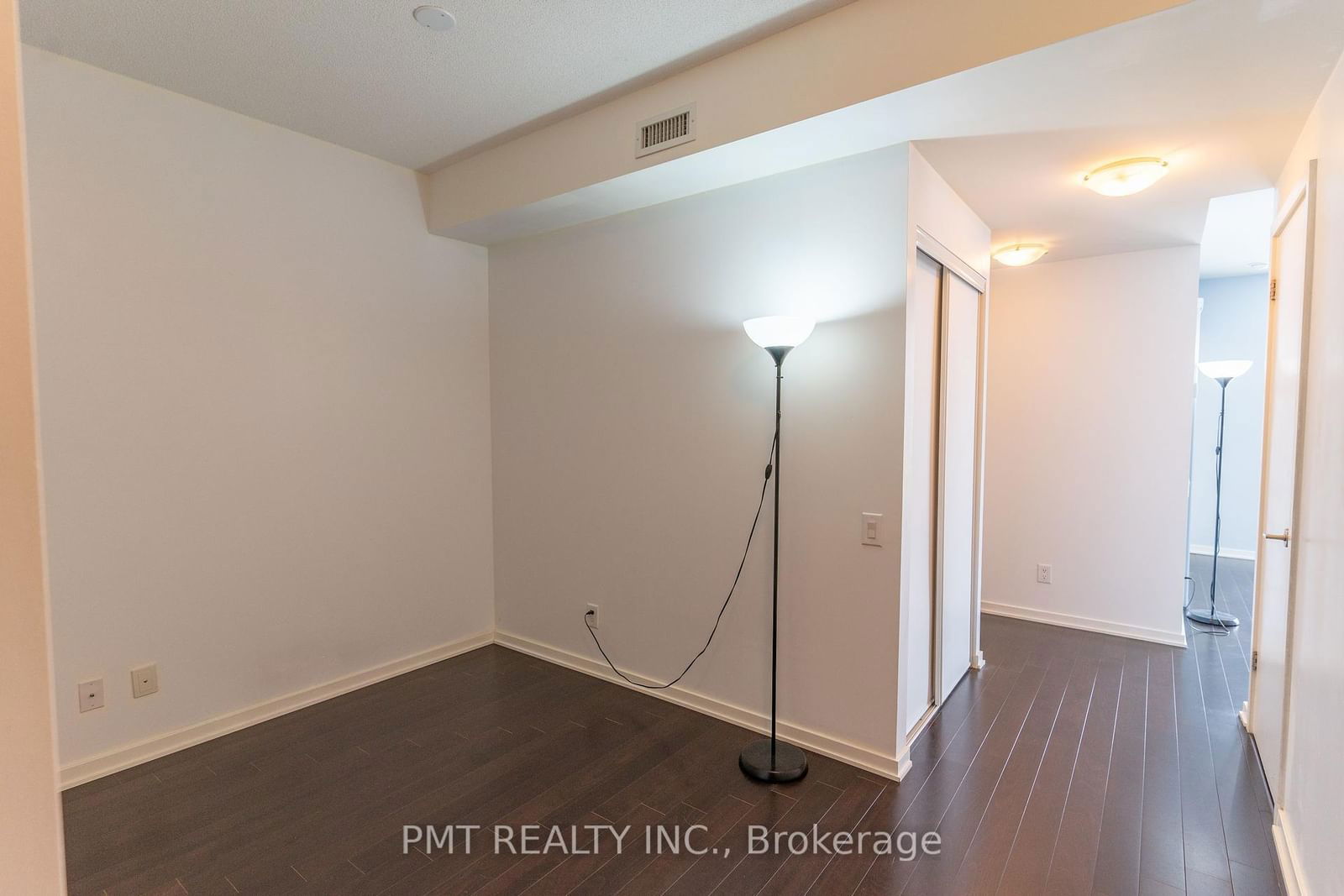 105 The Queensway, unit 616 for rent - image #10