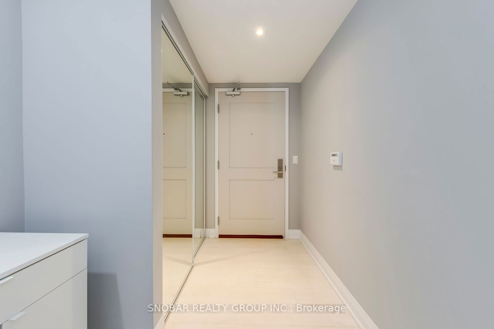 26 Gibbs Rd, unit 445 for sale - image #4