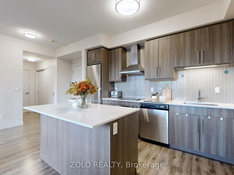 2093 Fairview St, unit 201 for sale - image #1