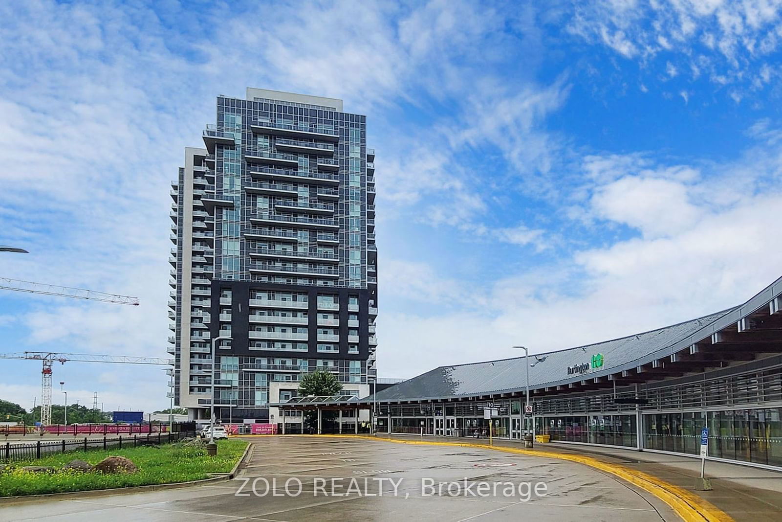 2093 Fairview St, unit 201 for sale - image #30