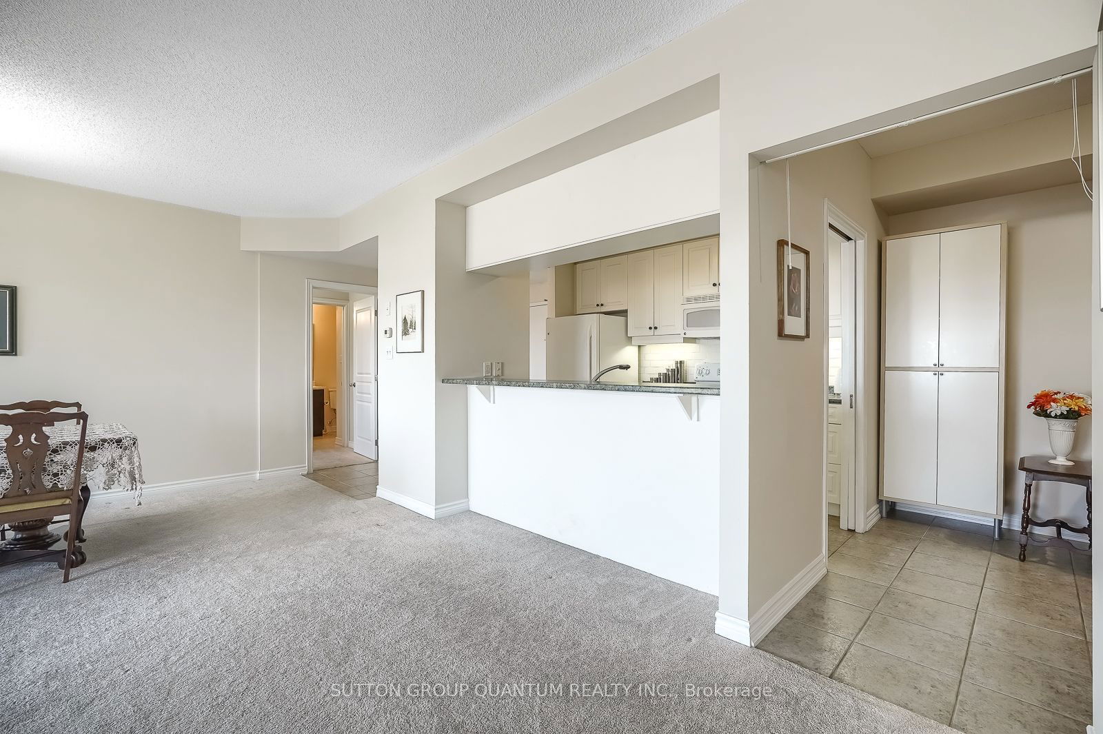 5070 Fairview St S, unit 506 for sale