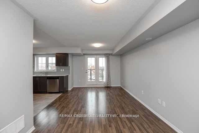 2496 Post Rd, unit 16 for rent - image #6