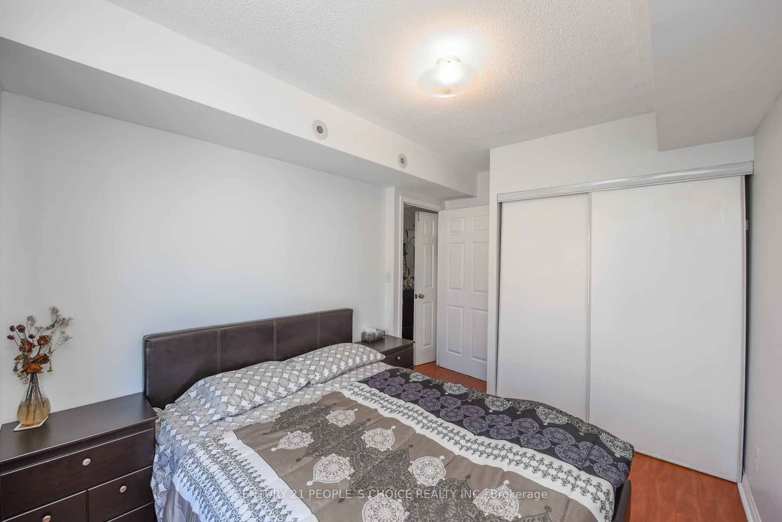 3033 Finch Ave W, unit 2045 for sale