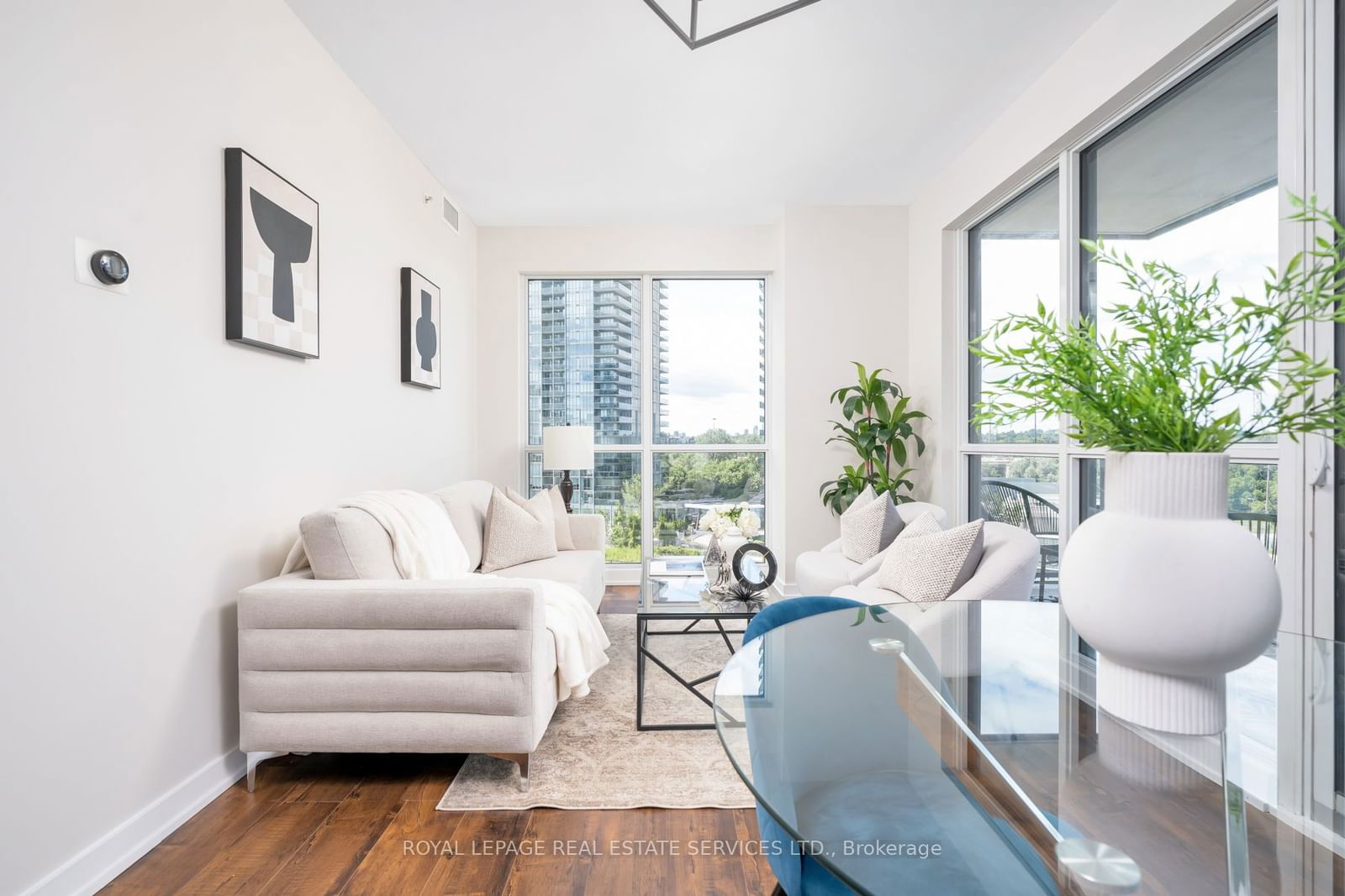 10 Park Lawn Rd, unit 807 for sale - image #22