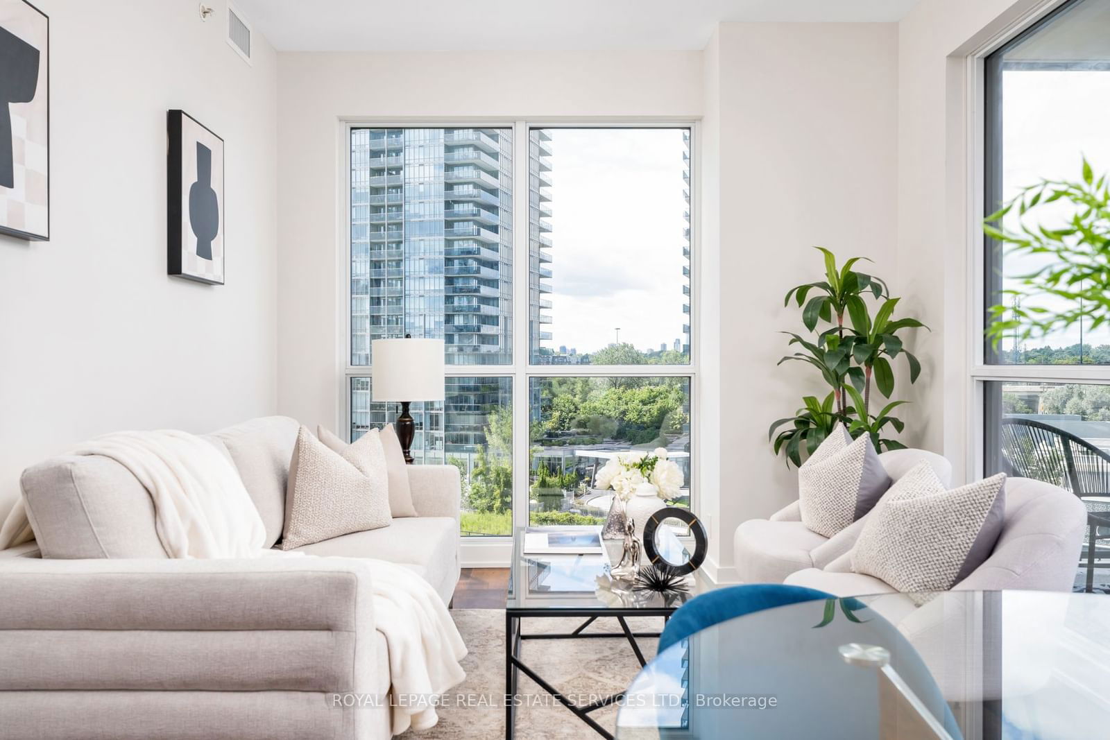 10 Park Lawn Rd, unit 807 for sale - image #24