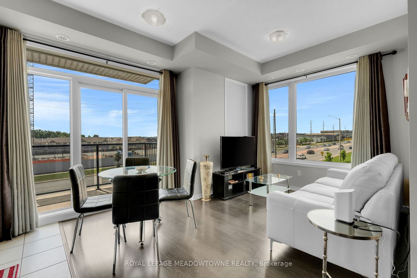 54 Sky Harbour Dr, unit 311 for sale - image #1