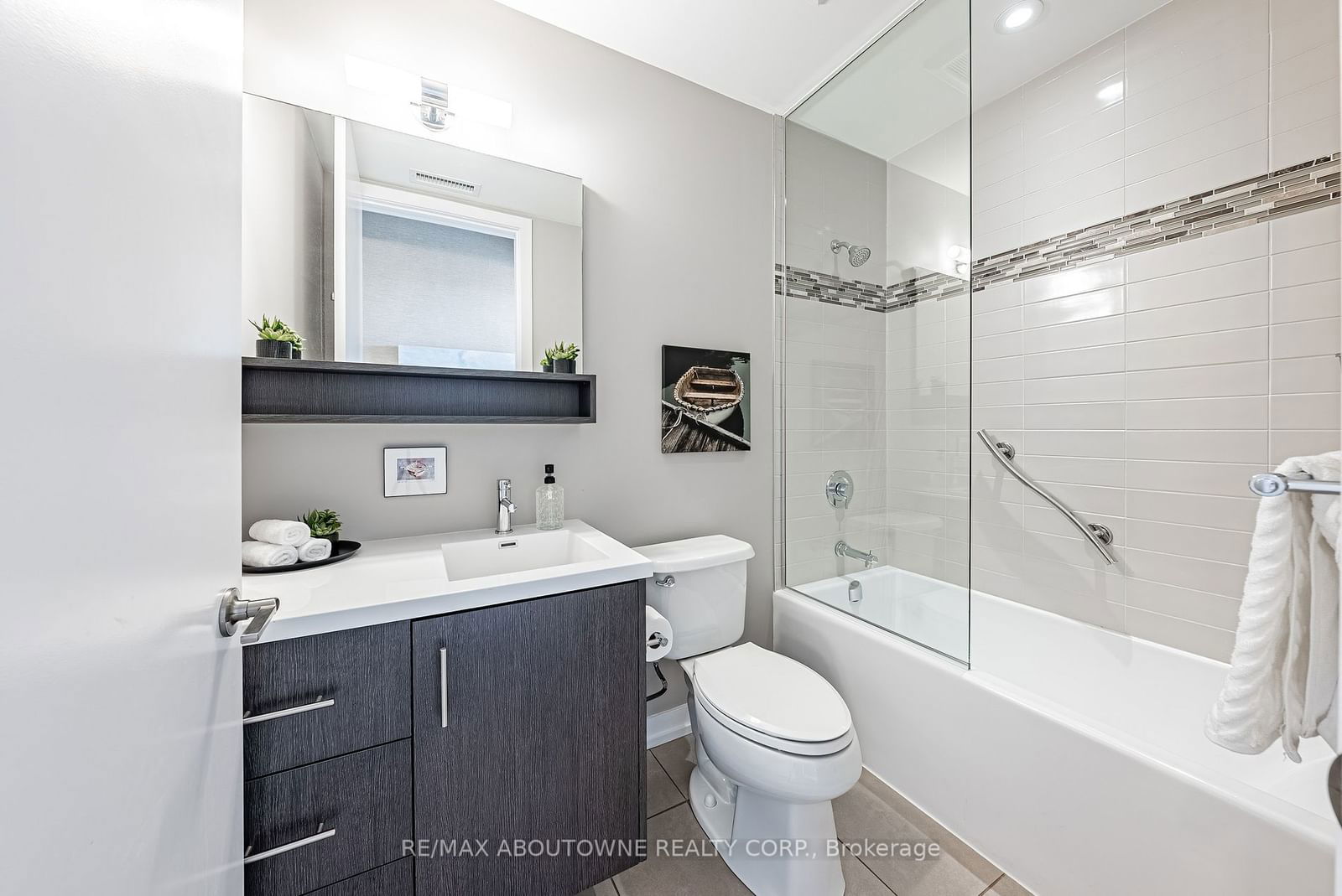 457 Plains Rd E, unit 404 for sale - image #21