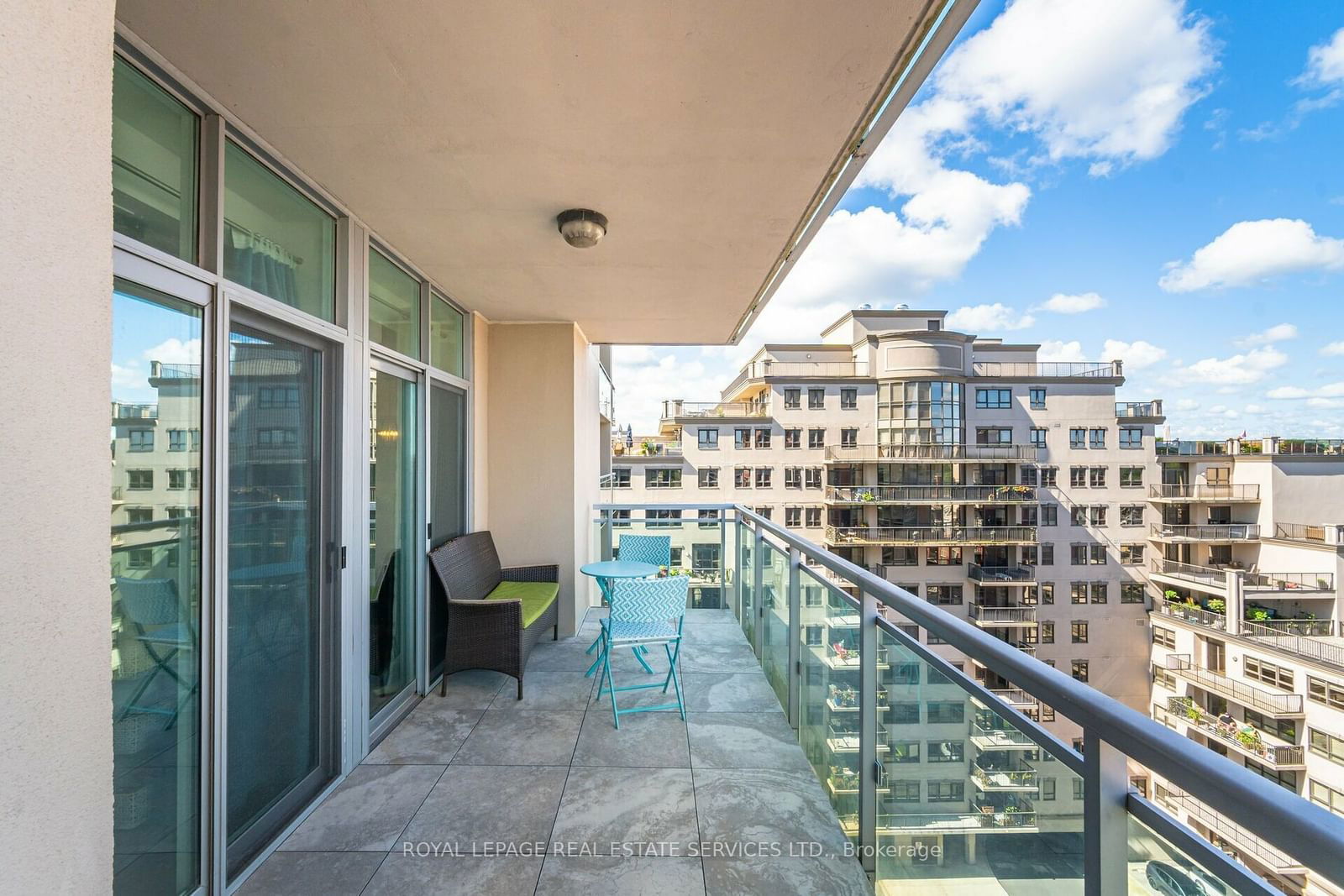 360 Pearl St, unit 1005 for sale - image #27